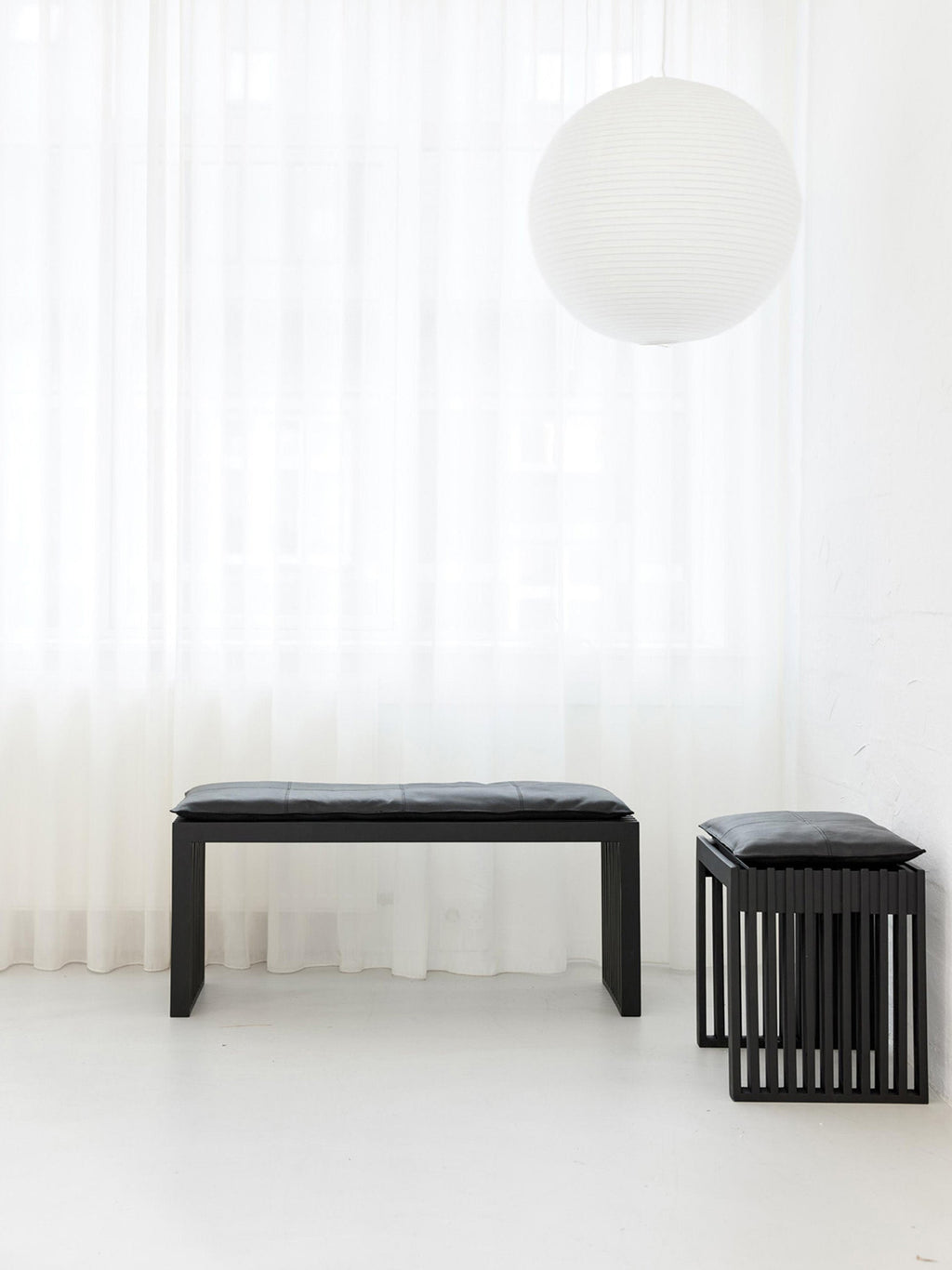 Rib Mahogany Wood Bench