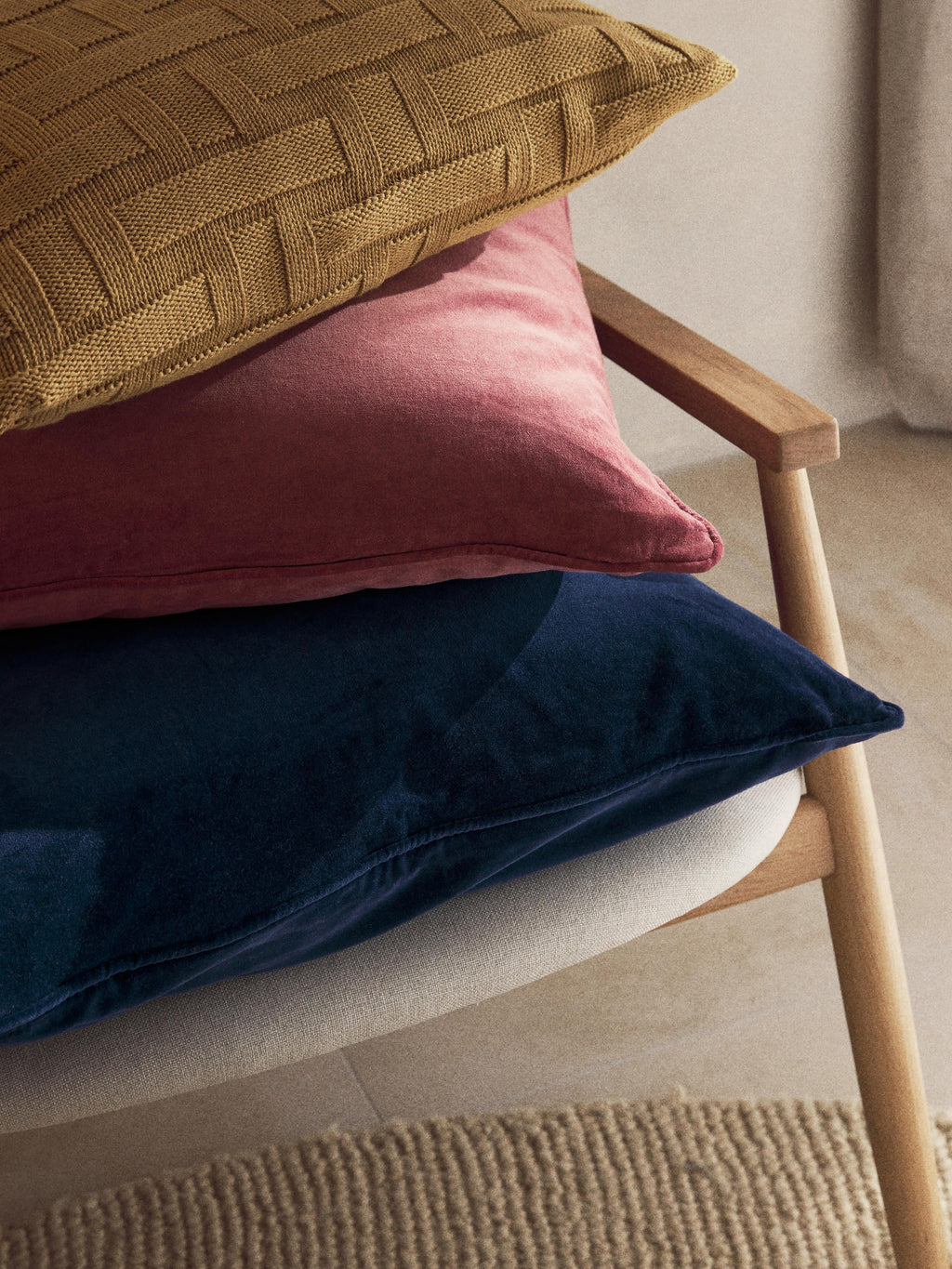 Dana Velvet Cushion Cover