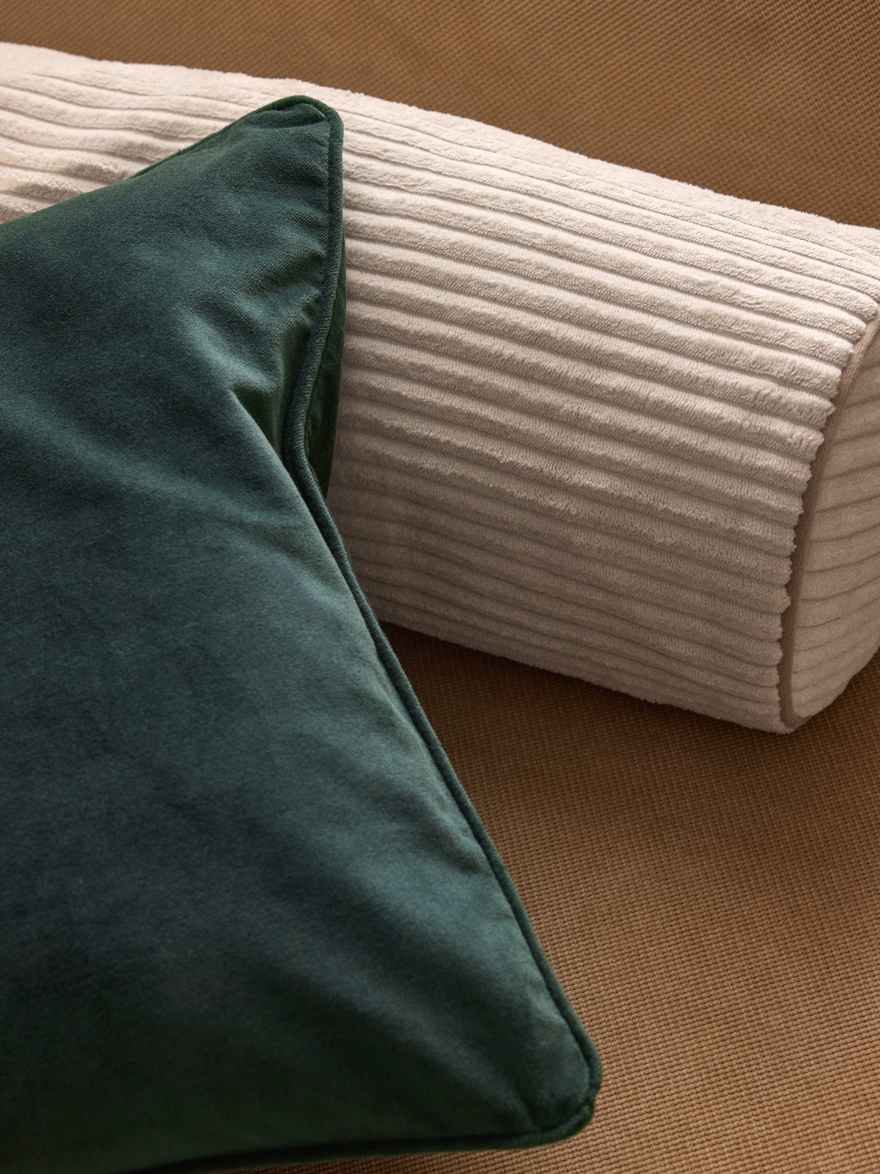 Dana Velvet Cushion Cover