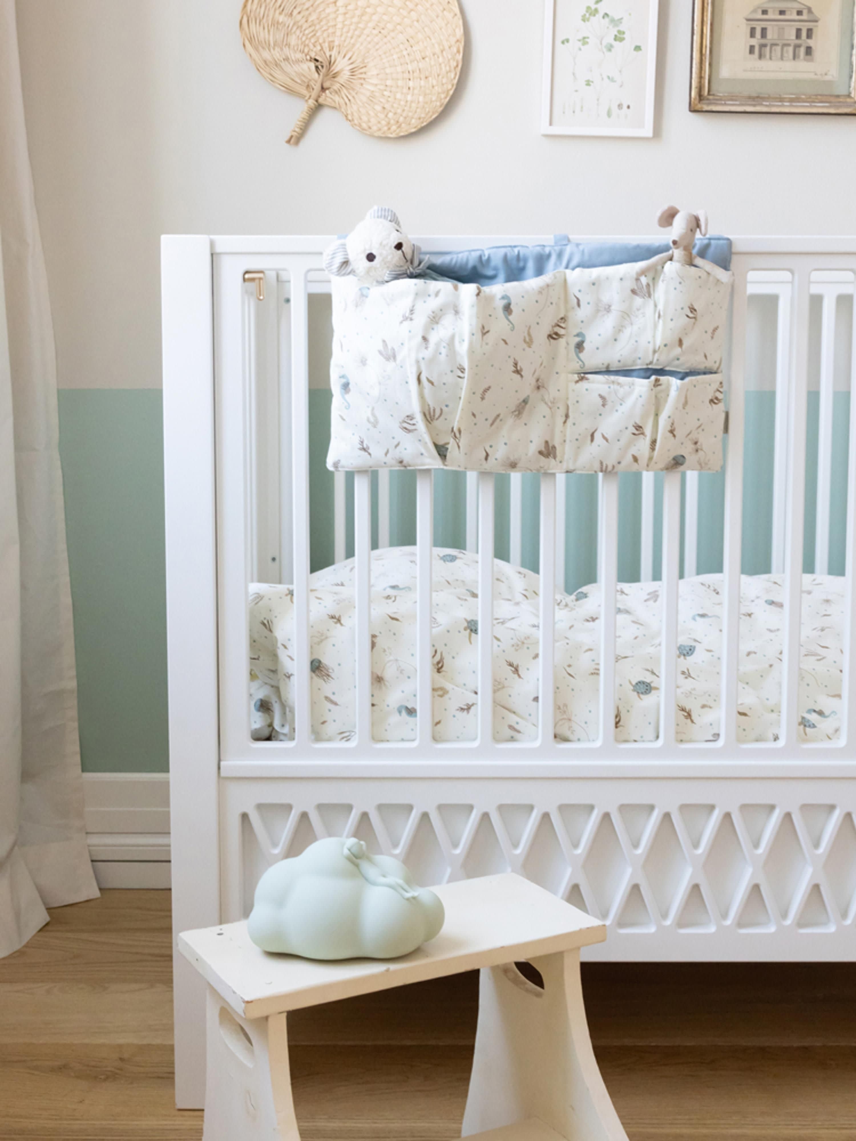 Harlequin Height-Adjustable Cot, 60 x 120 cm