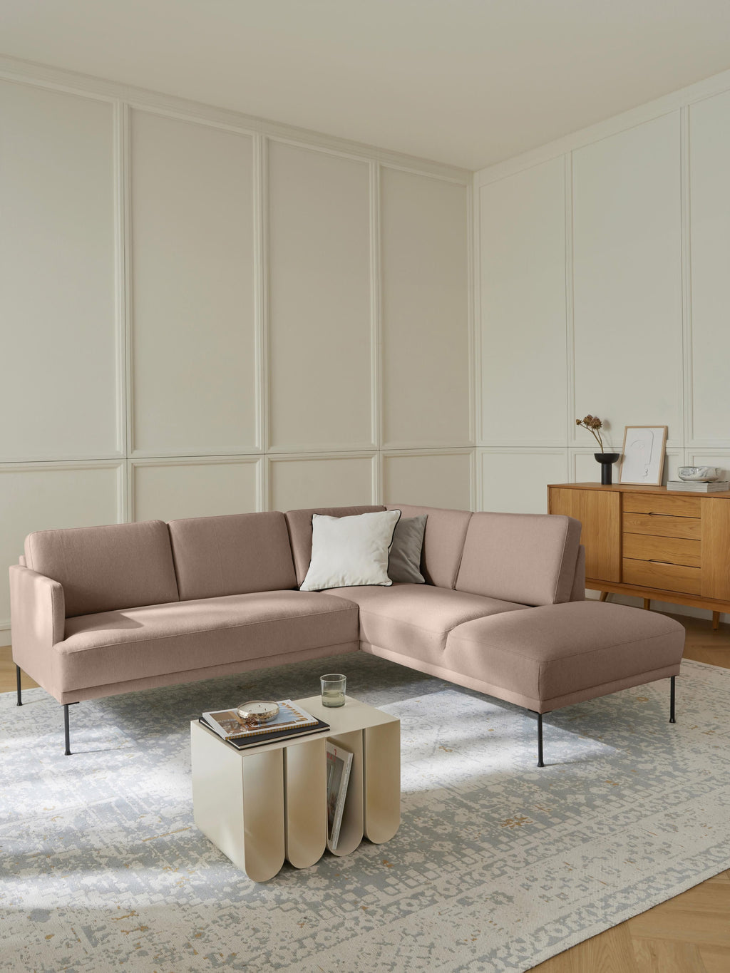 Fluente Corner Sofa