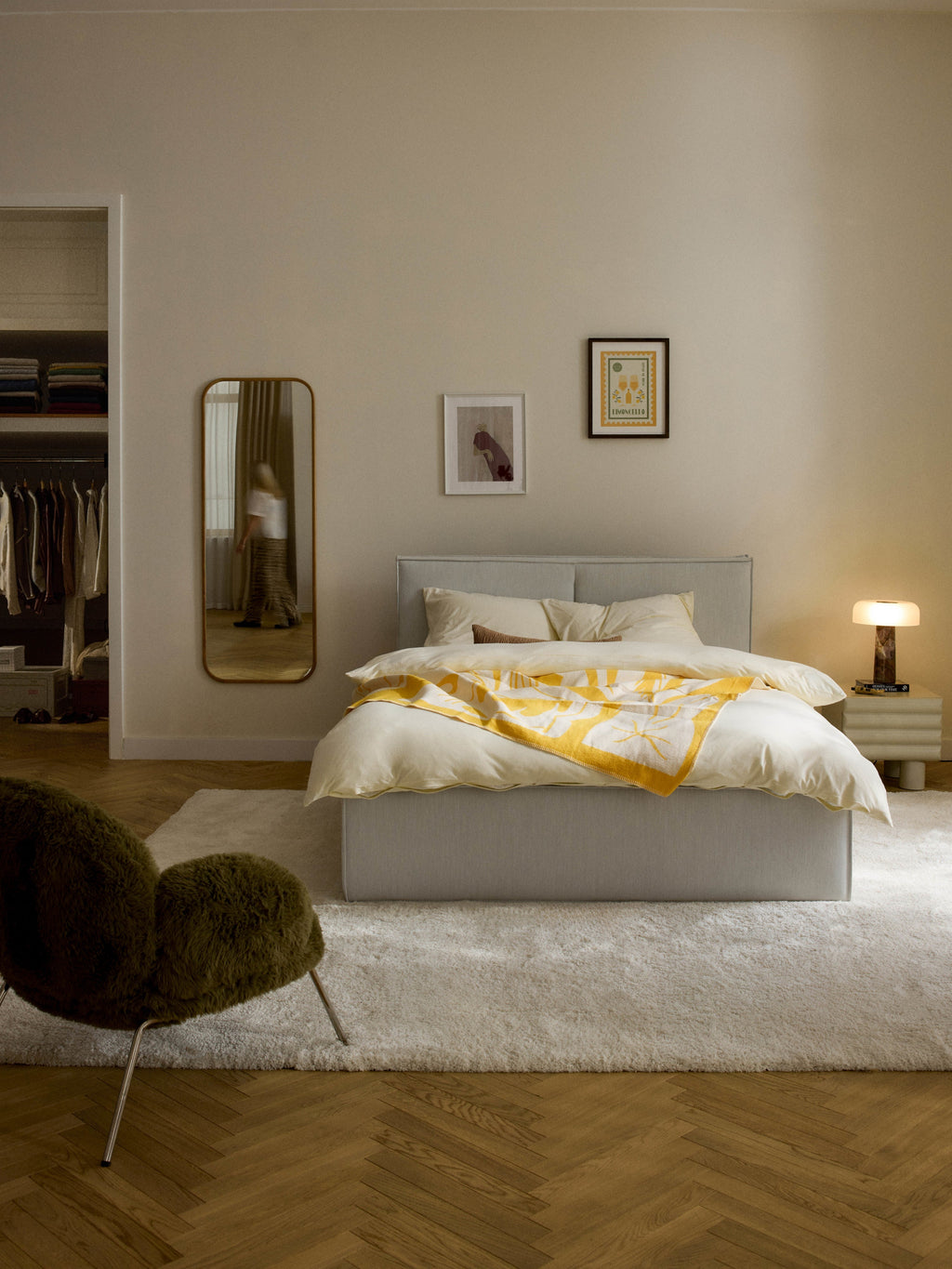 Dream Upholstered Bed