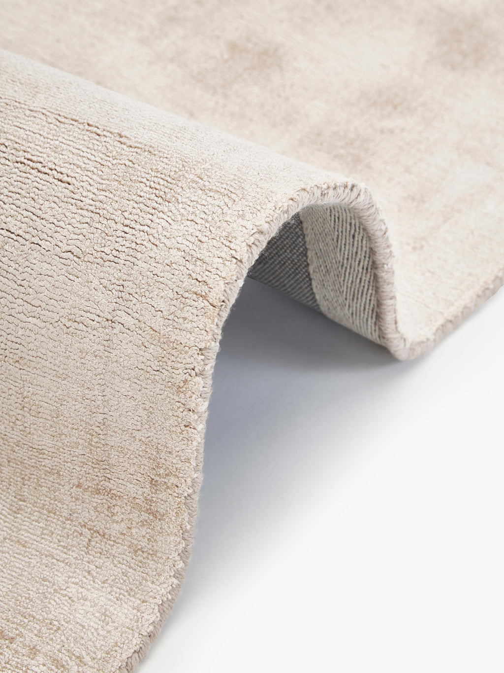 Jane Hand-Woven Viscose Rug