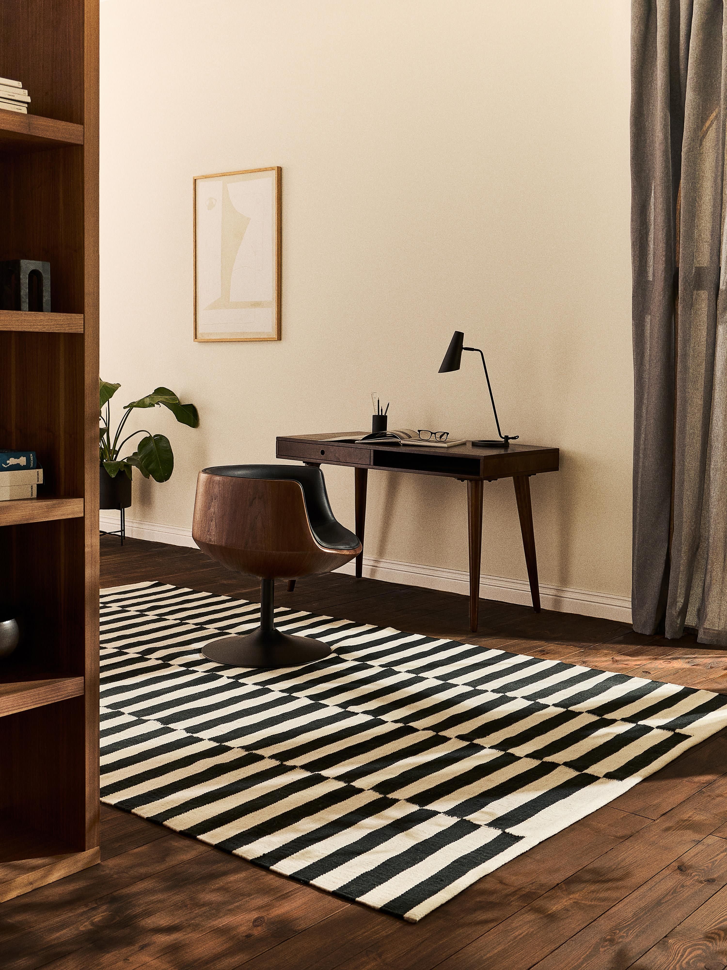 Donna Hand-Woven Kelim Rug with Stripes