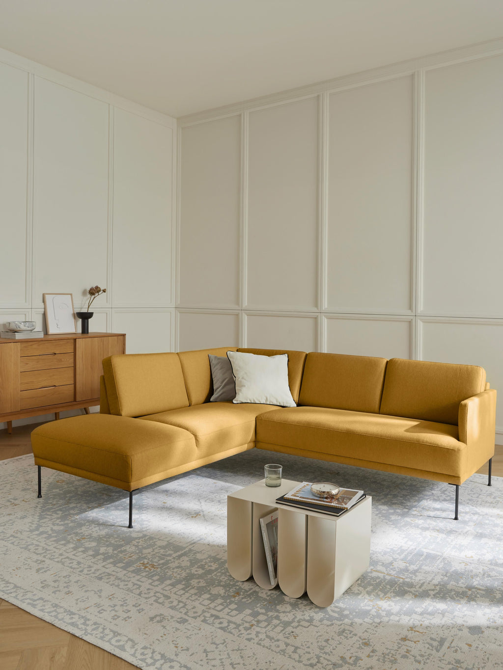 Fluente Corner Sofa