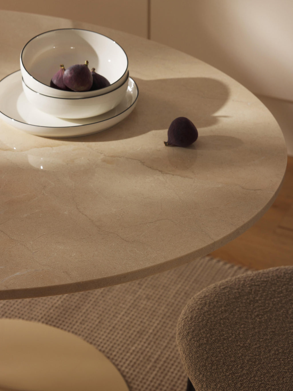 Miley Oval Marble Dining Table, 120 x 90 cm