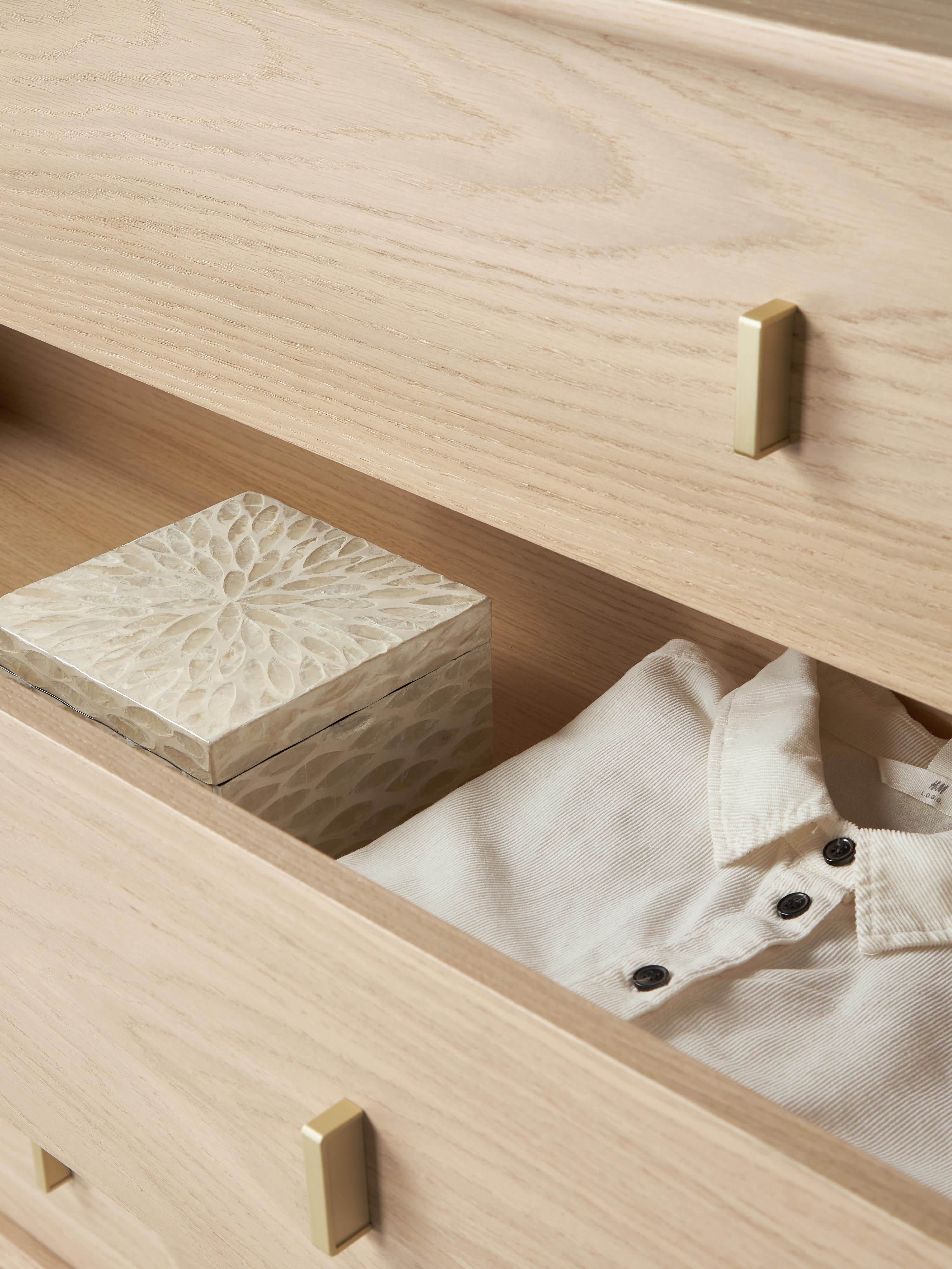 Diana Oak Wood Chest of Drawers