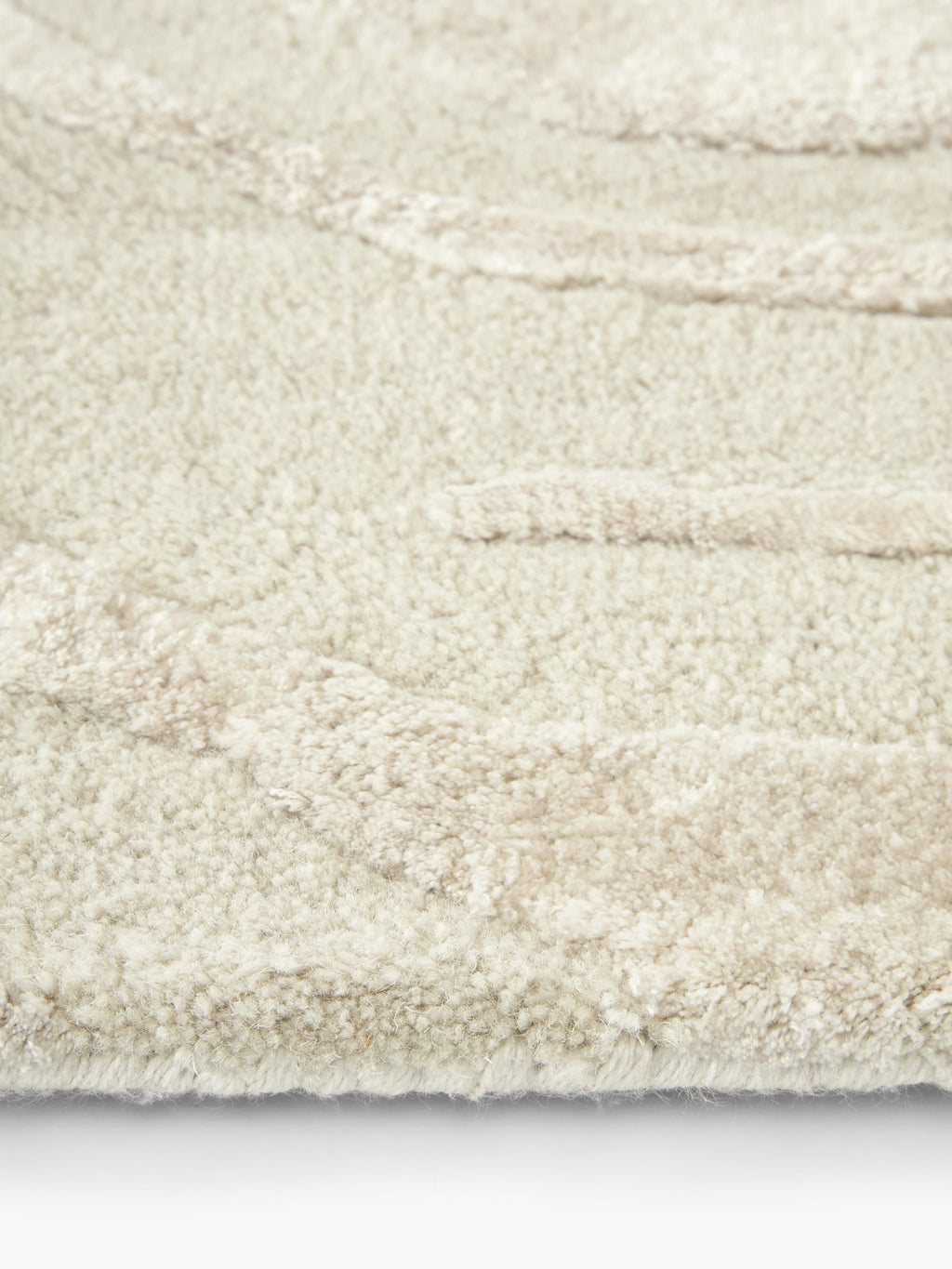 Winola Hand-Tufted High-Low Rug