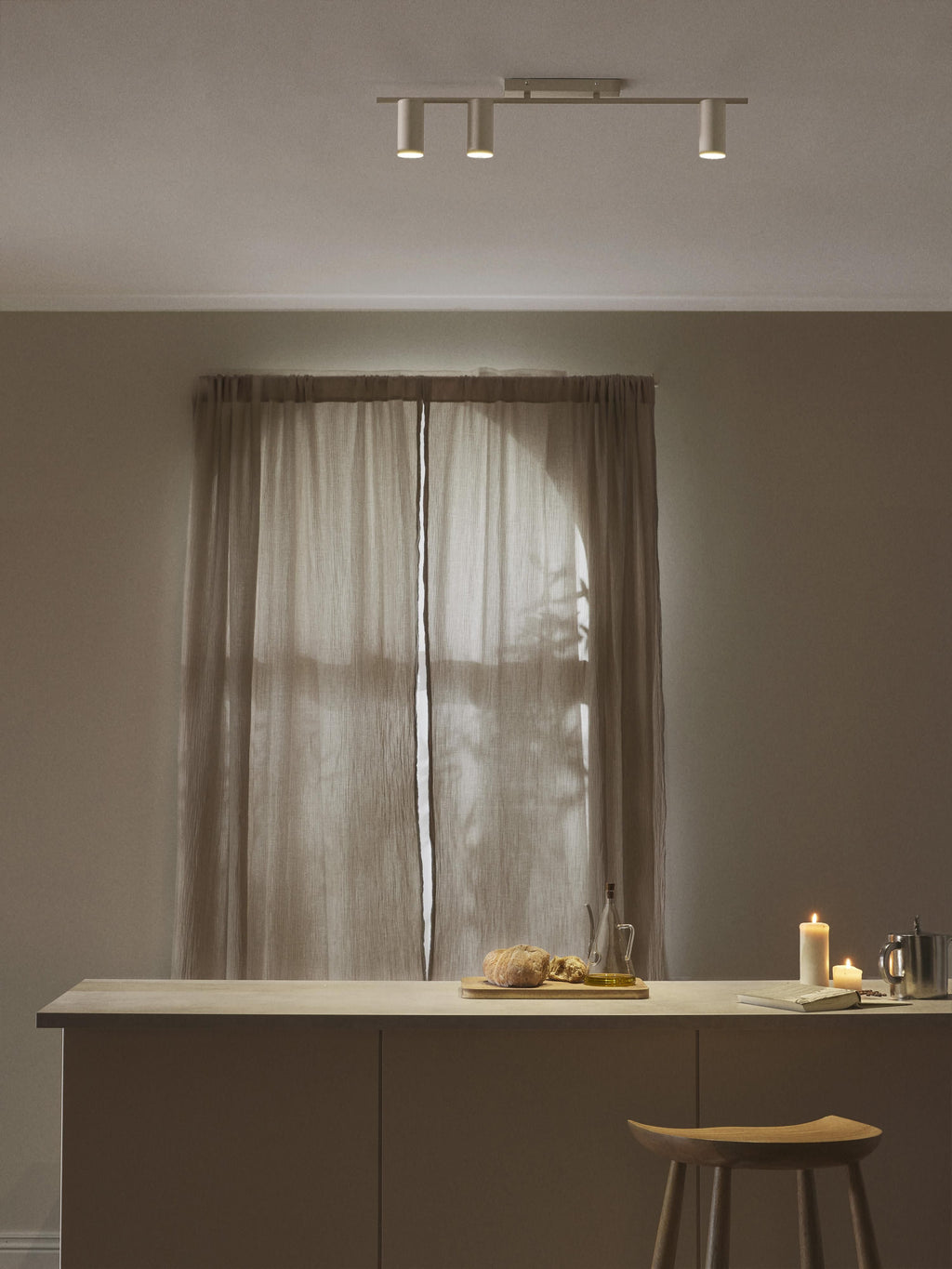 Cassandra Large Ceiling Spotlight