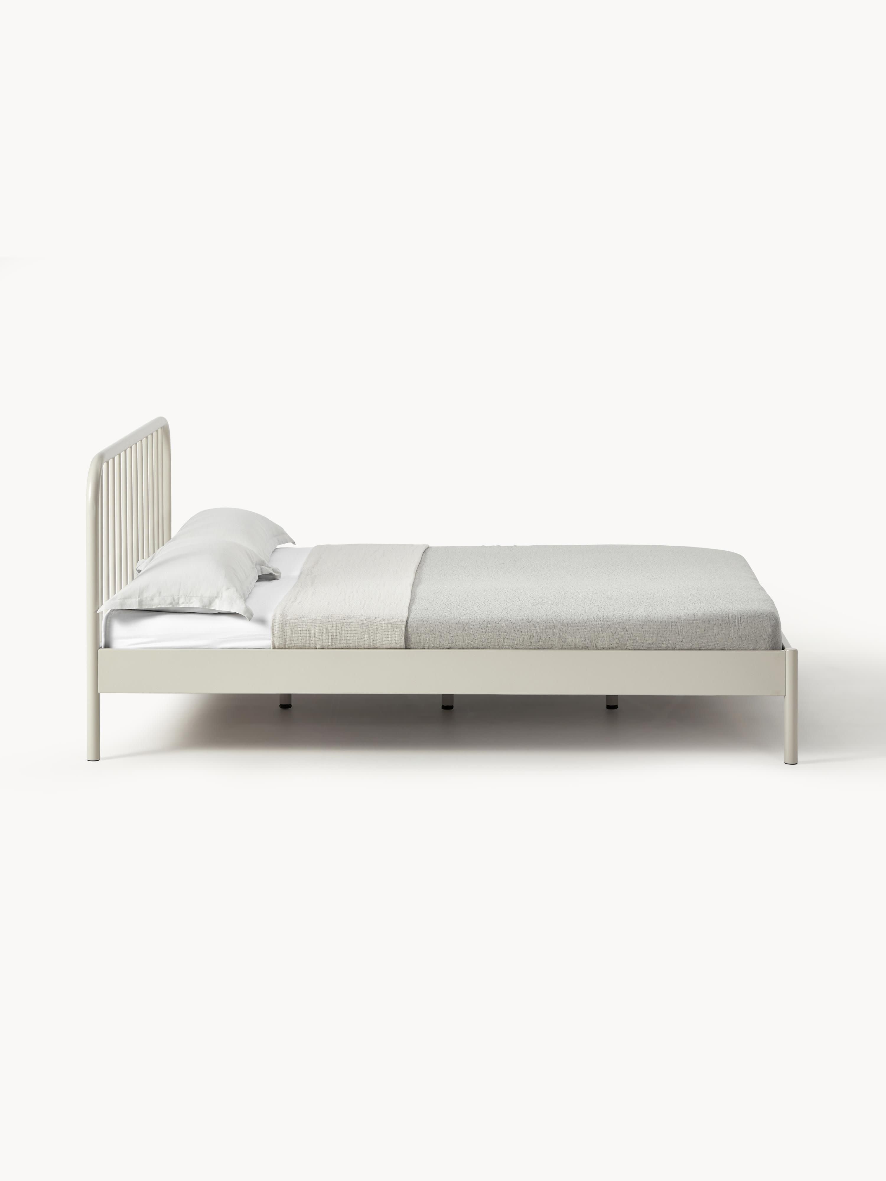 Sanna Metal Bed