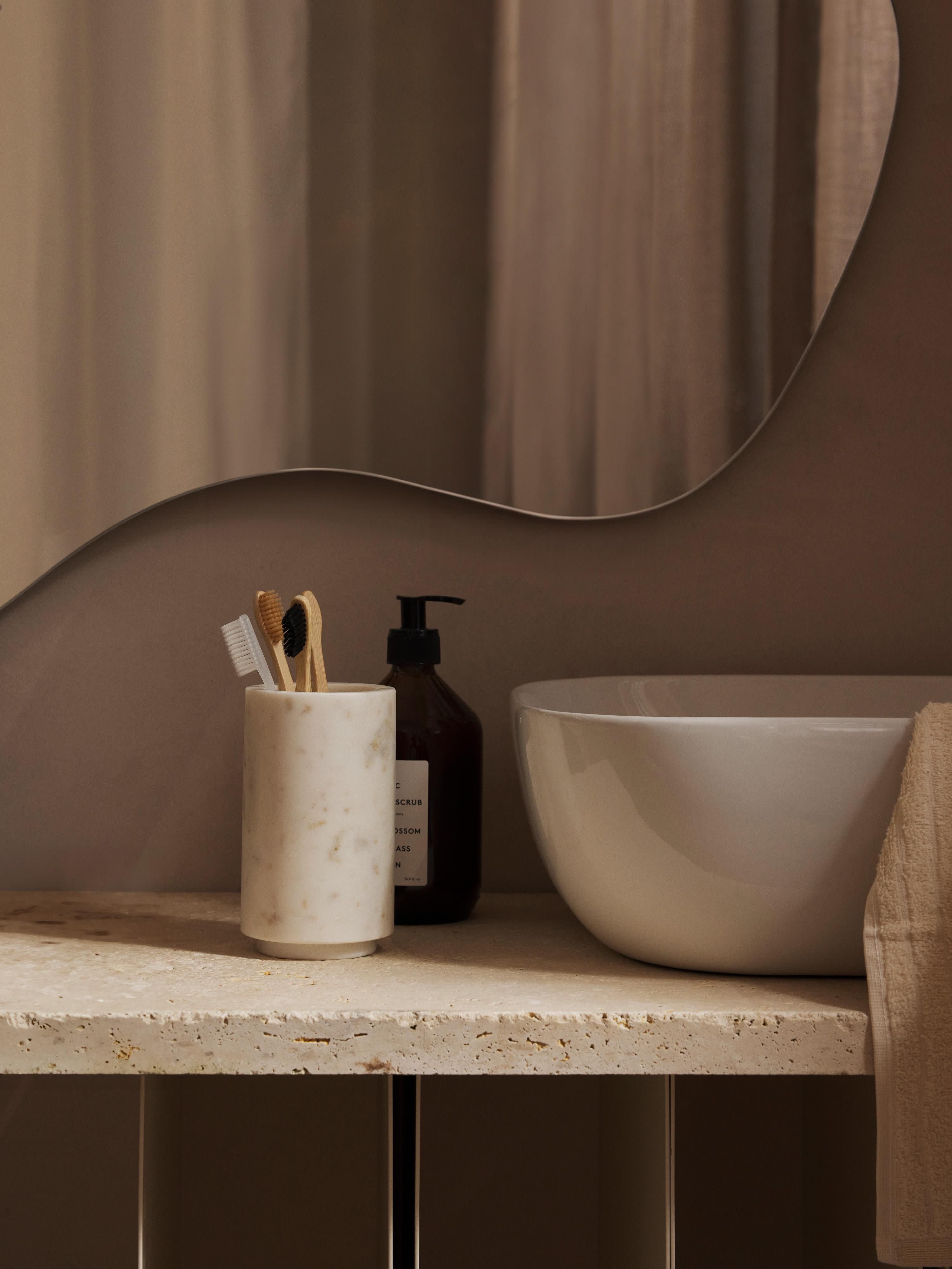 Simba Marble Toothbrush Holder