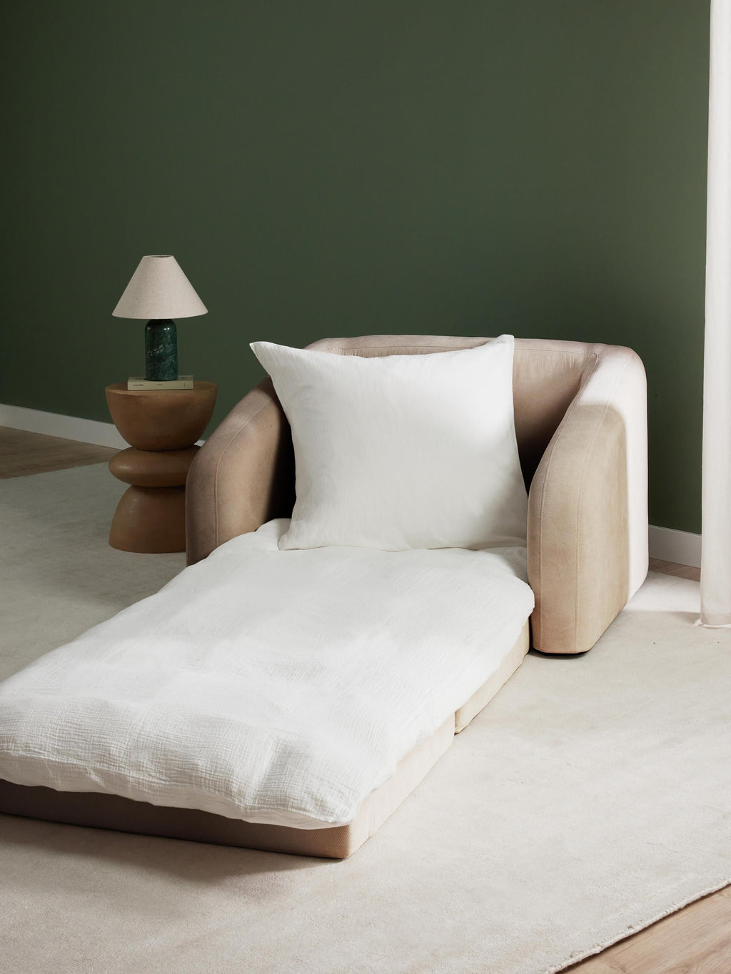 Eliot Chair Bed