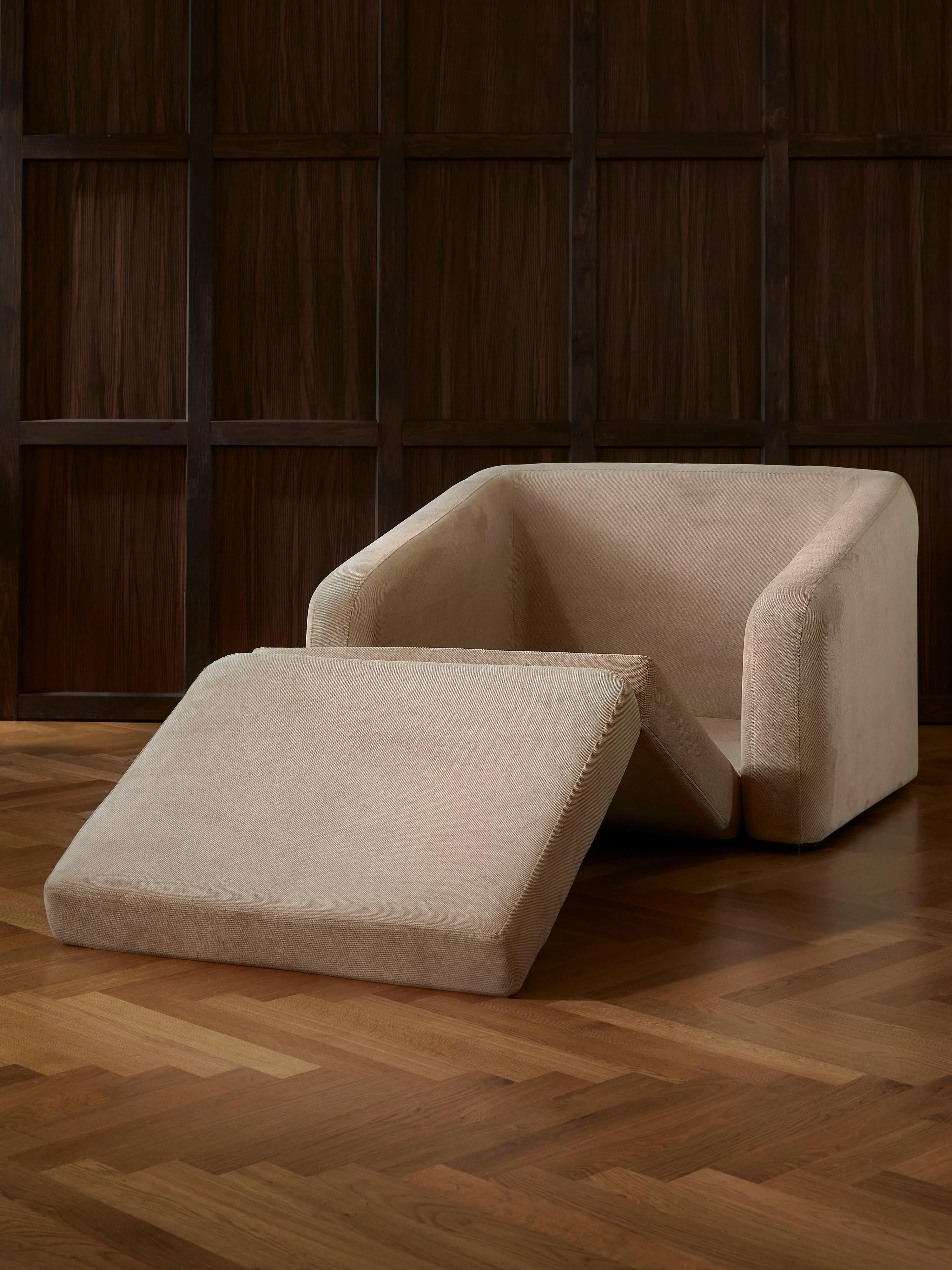 Eliot Chair Bed