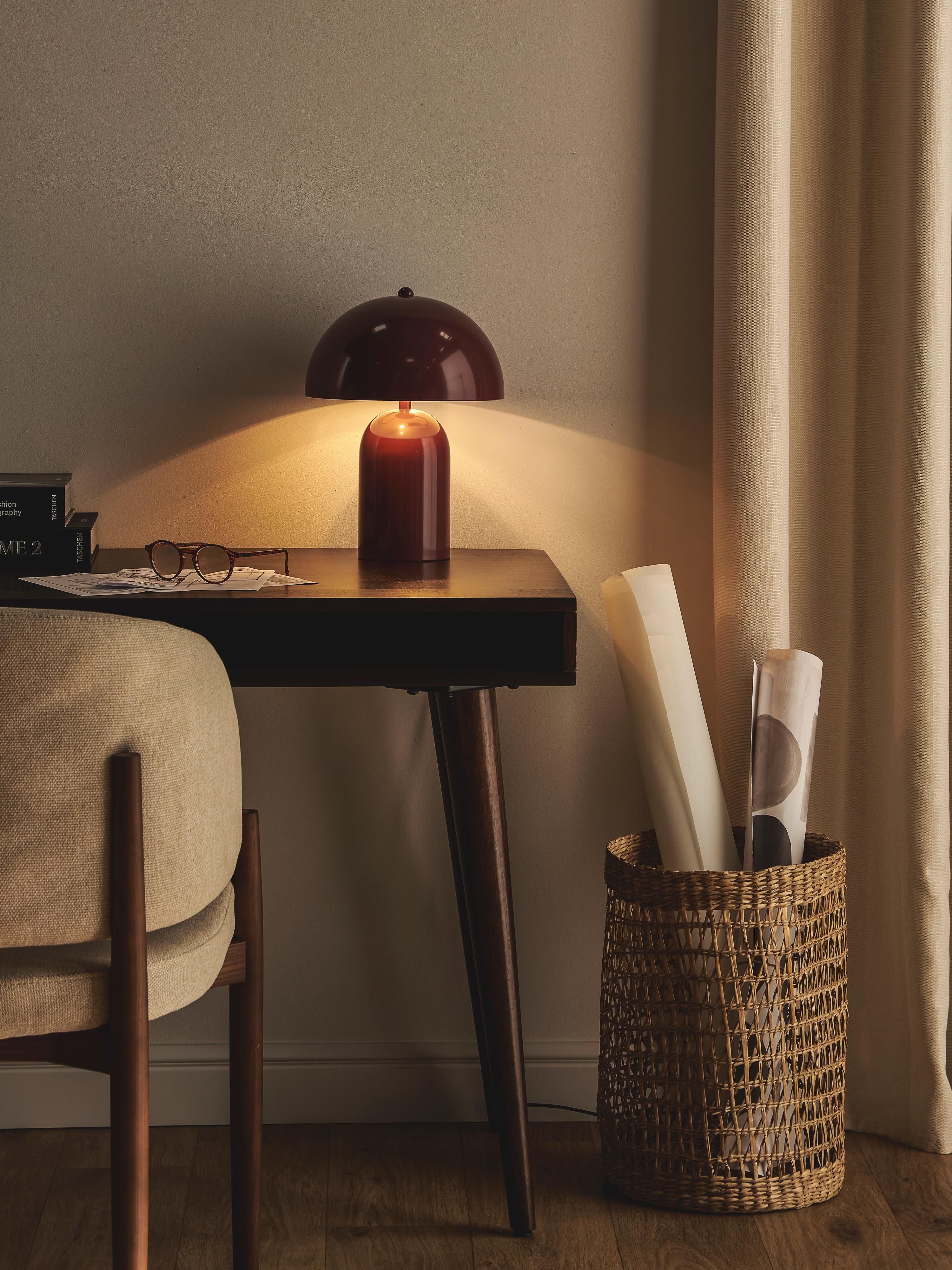 Walter Small Retro Table Lamp