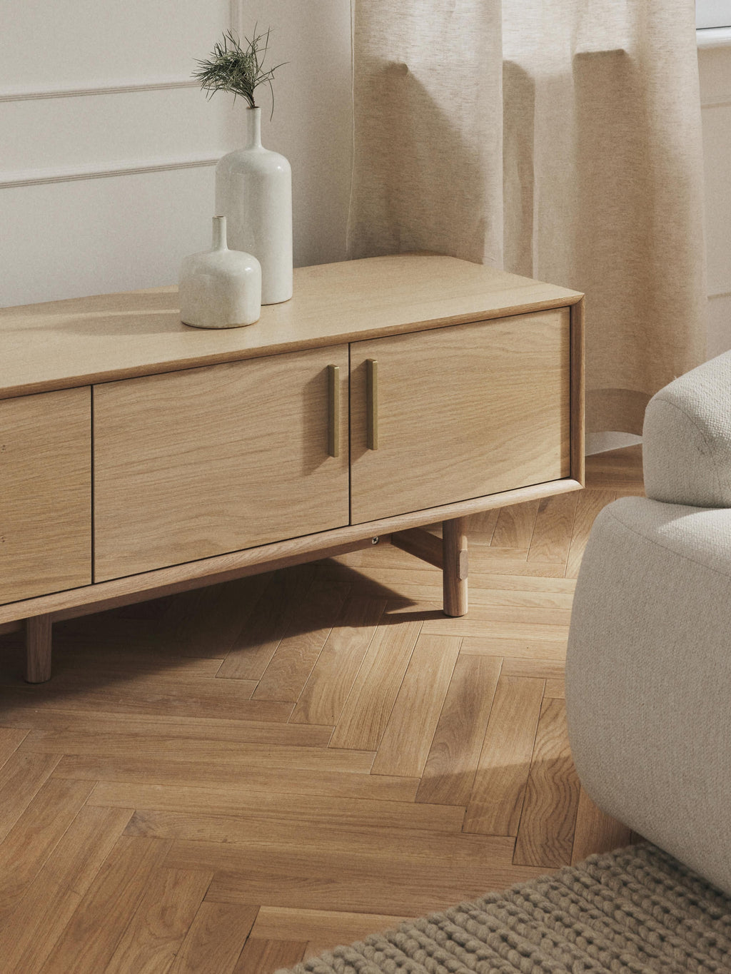 Diana Oak Wood Lowboard