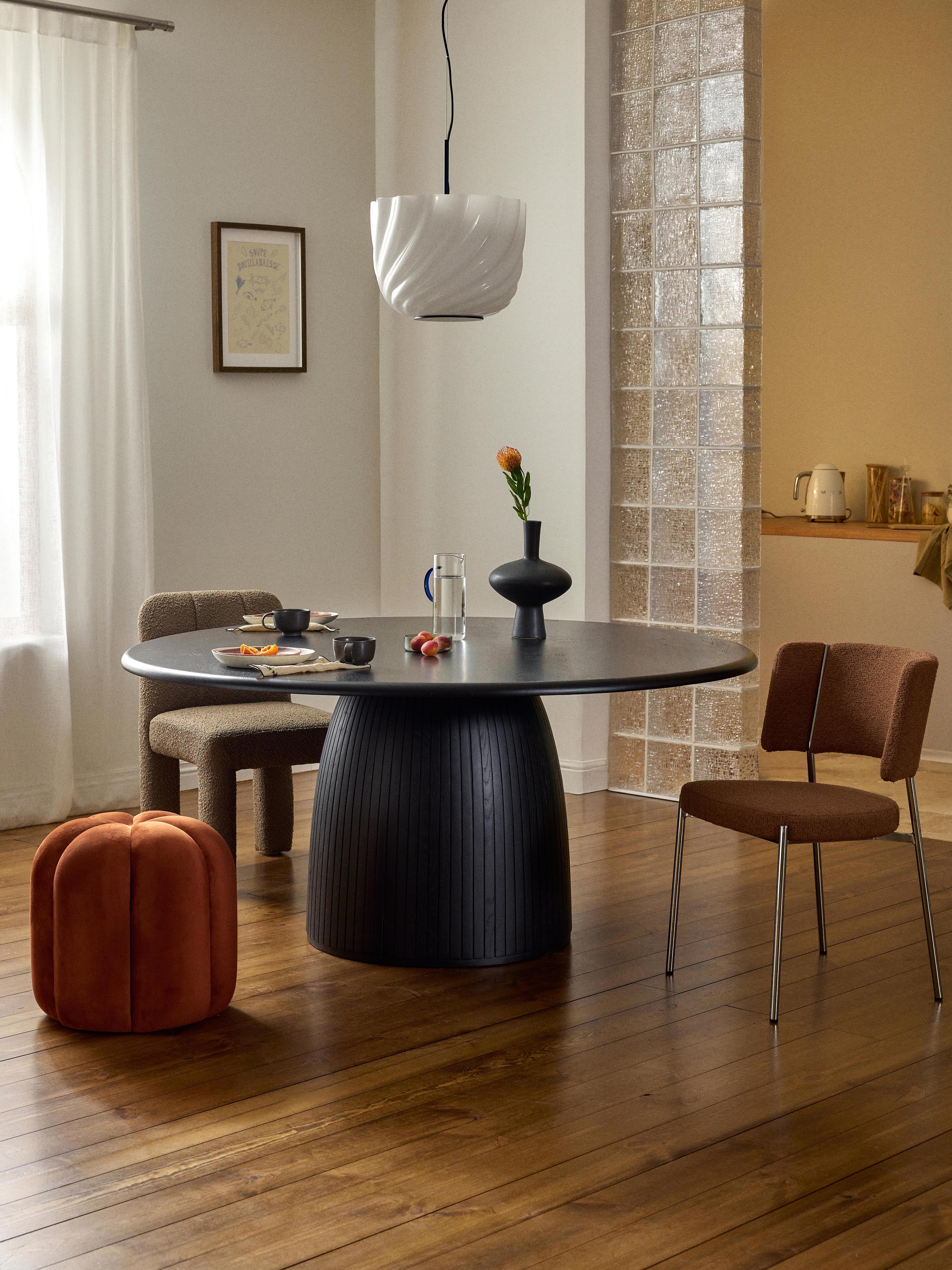 Nelly Round Dining Table with Groove Structure, in various sizes
