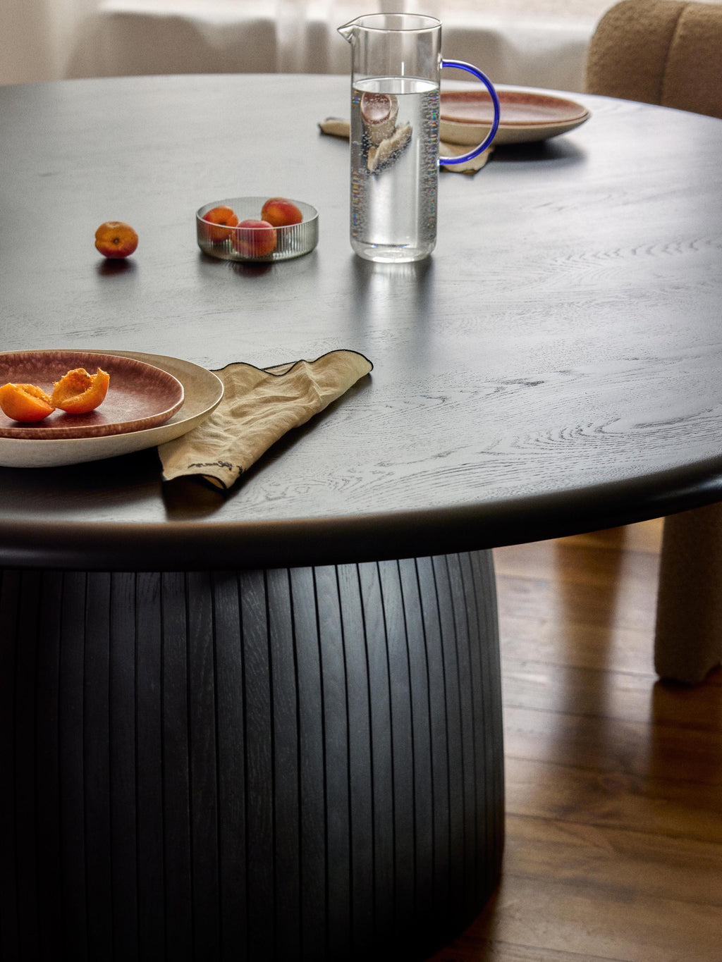 Nelly Round Dining Table with Groove Structure, in various sizes