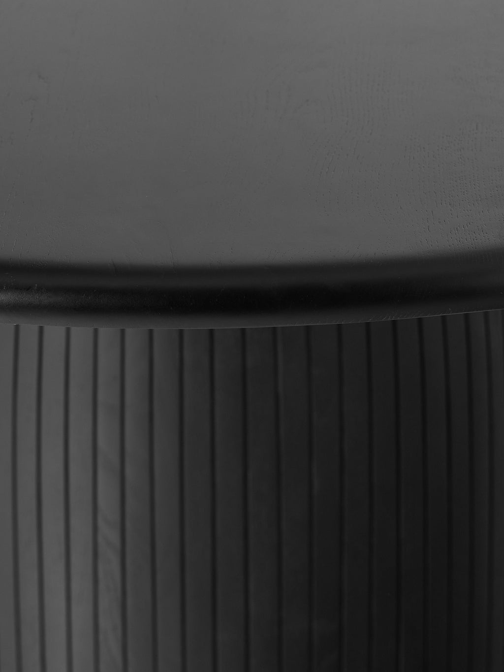 Nelly Round Dining Table with Groove Structure, in various sizes