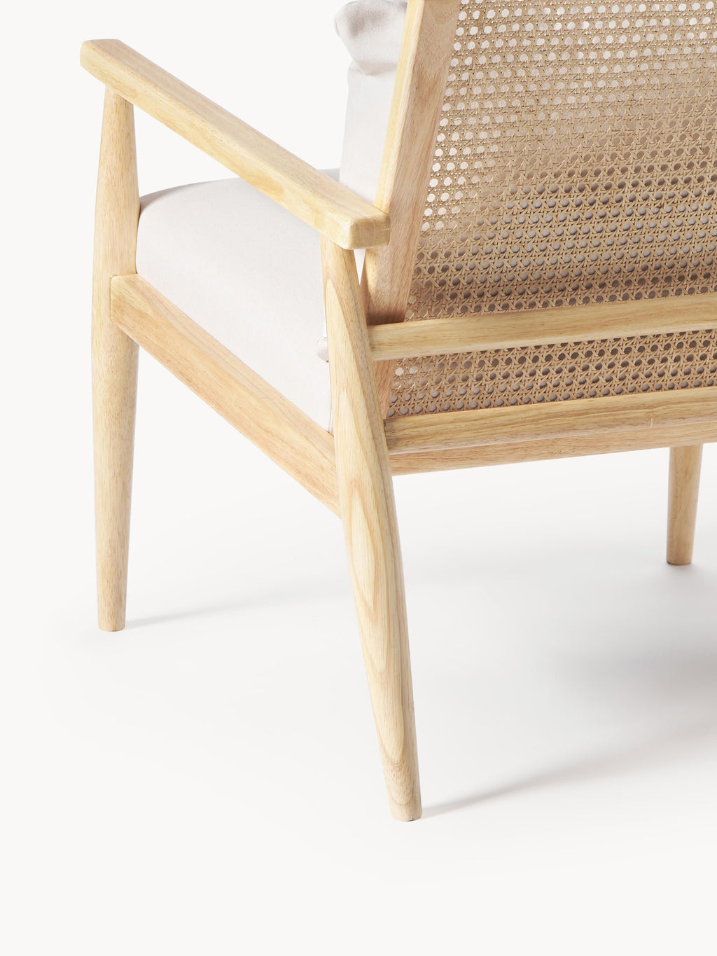 Manuell Rubberwood Lounge Chair
