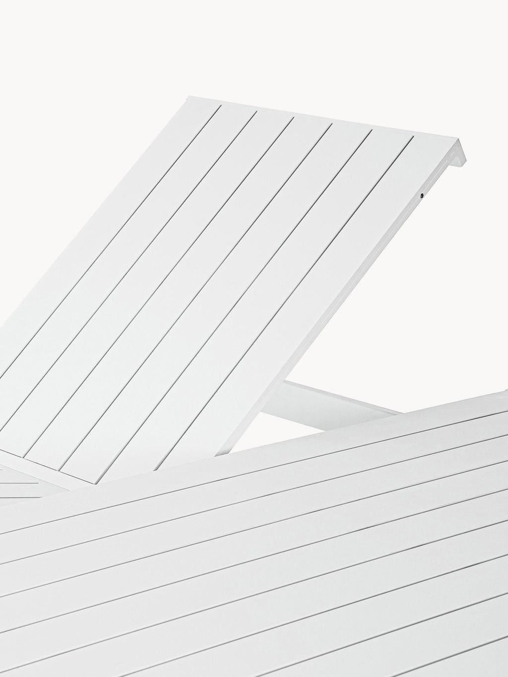 Kiplin Extendable Garden Table, 97 - 150 x 150 cm