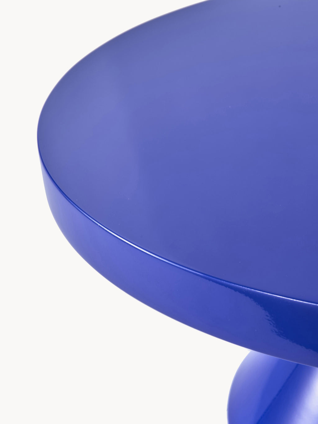 Zag Round Coffee Table Zig