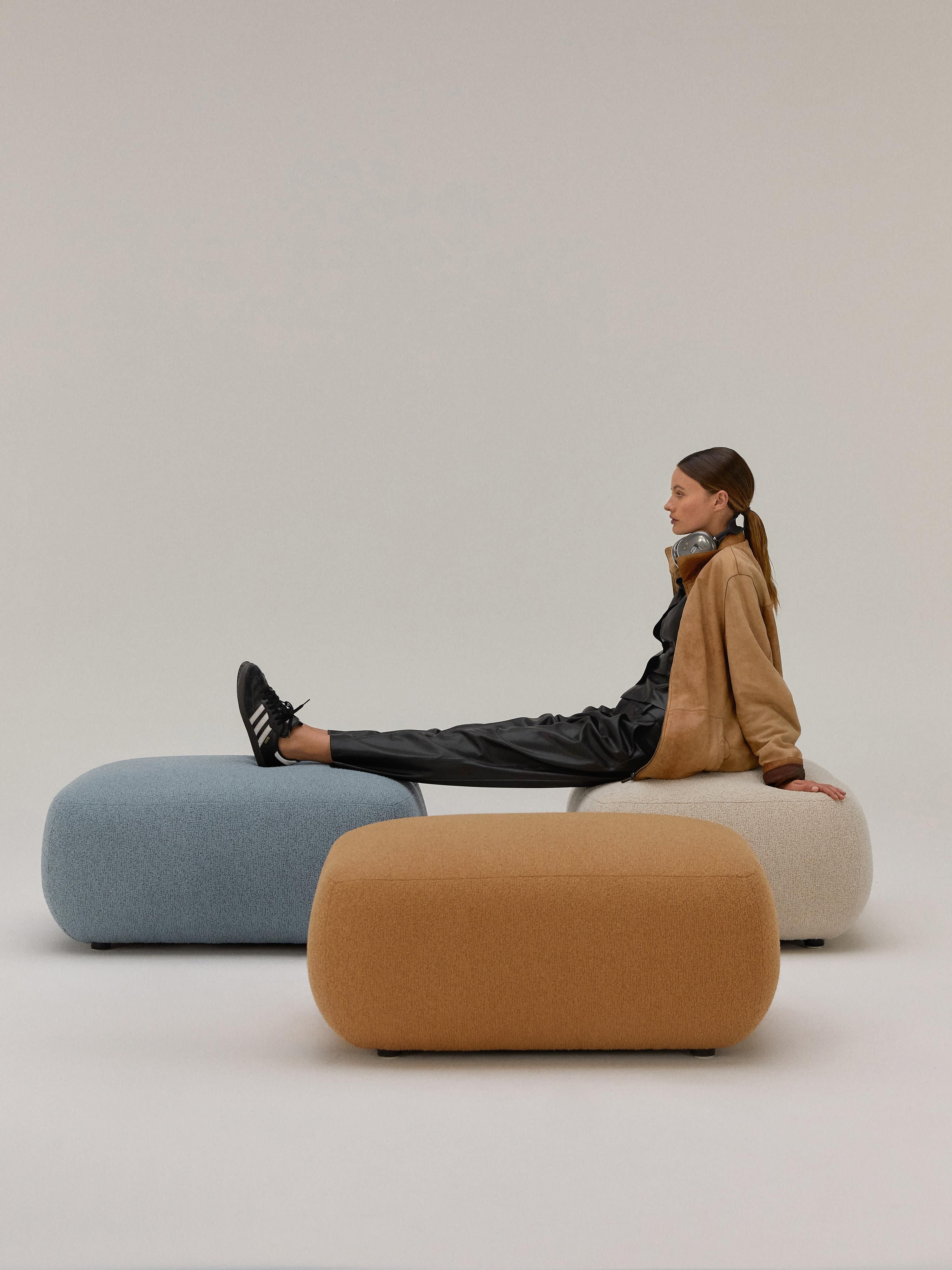 Sofia Bouclé Ottoman