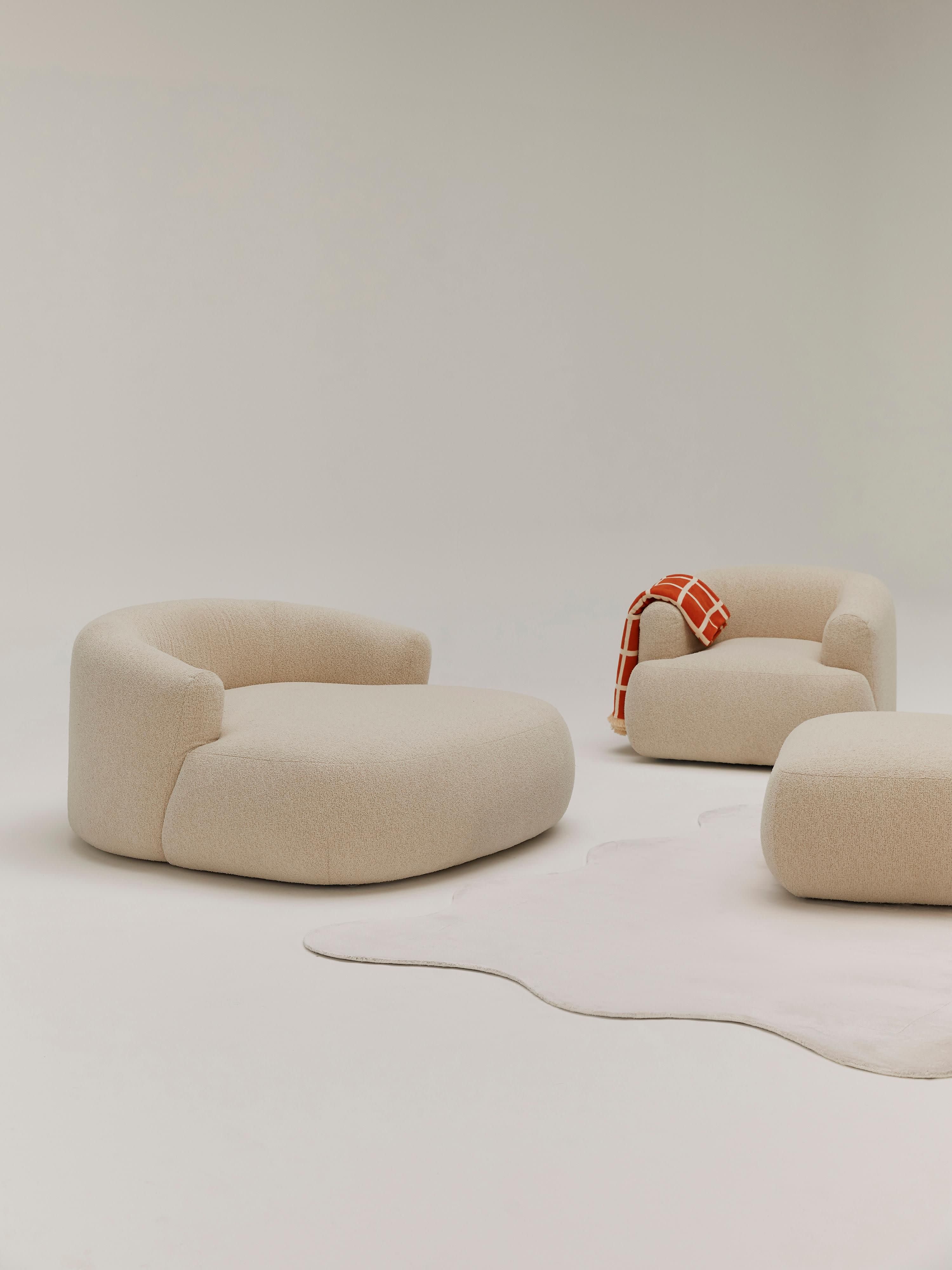Sofia XL Bouclé Lounge Chair