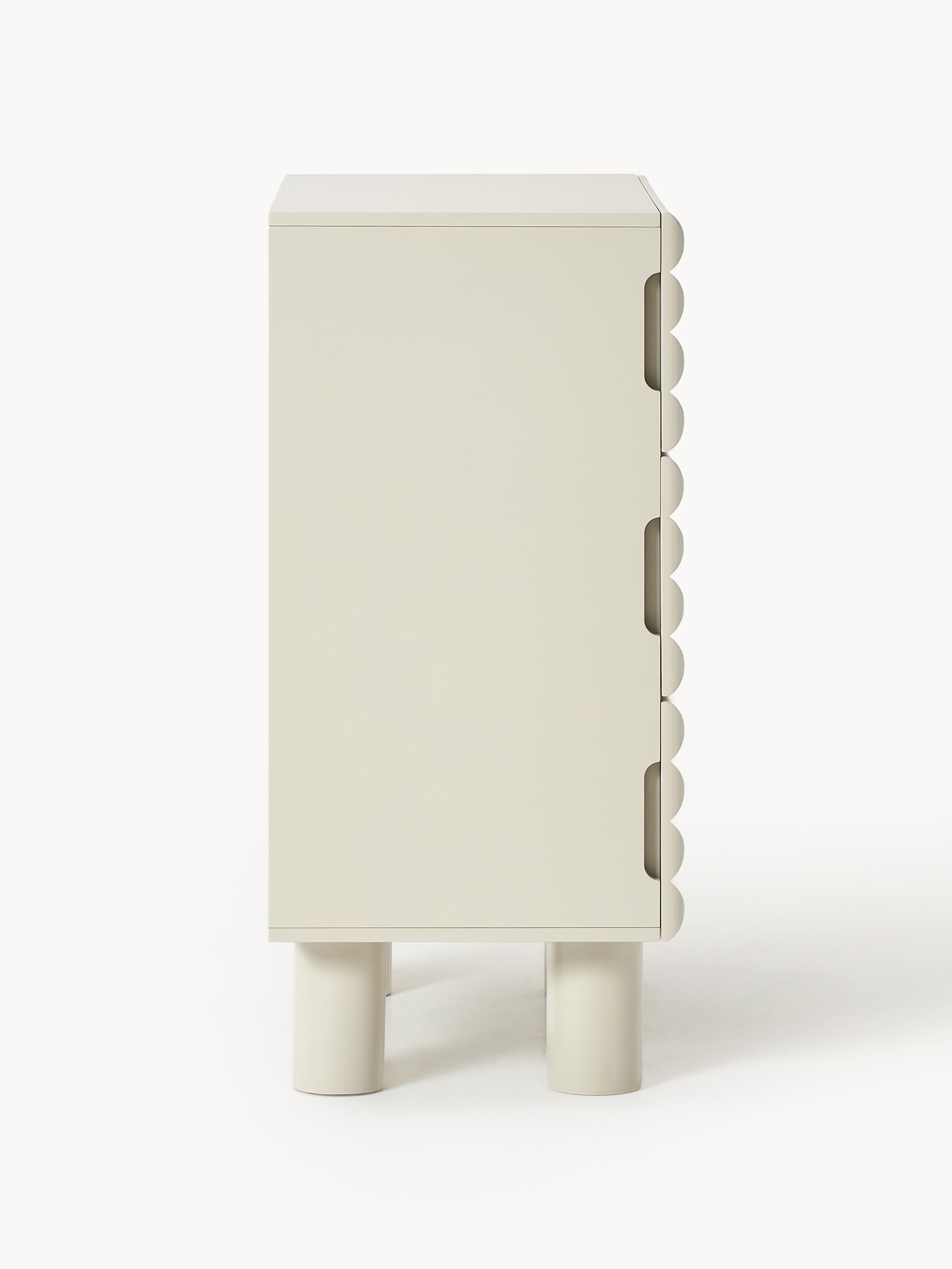 Fana Dresser