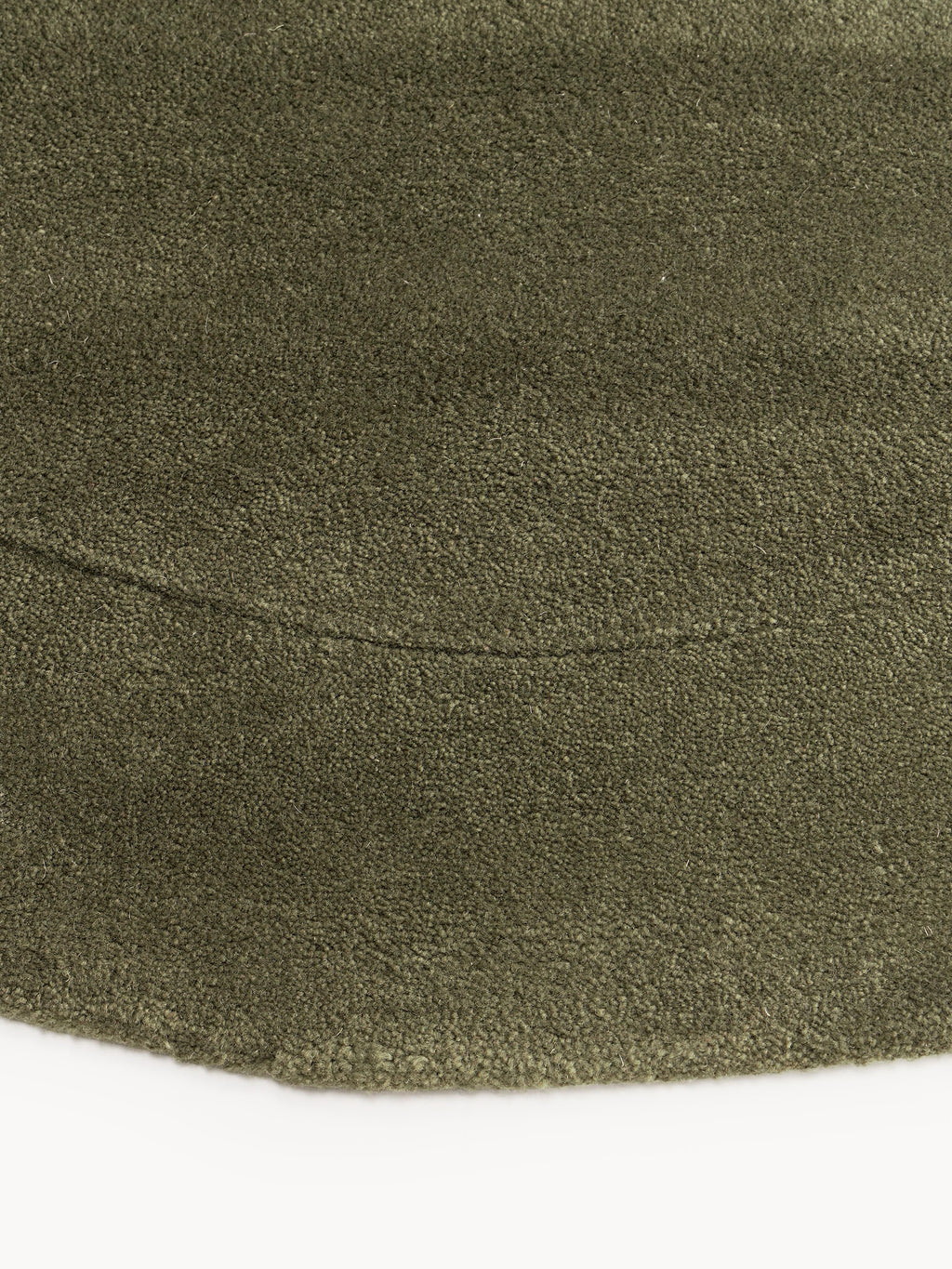 Kadey Organic-Shaped Hand-Tufted Wool Rug