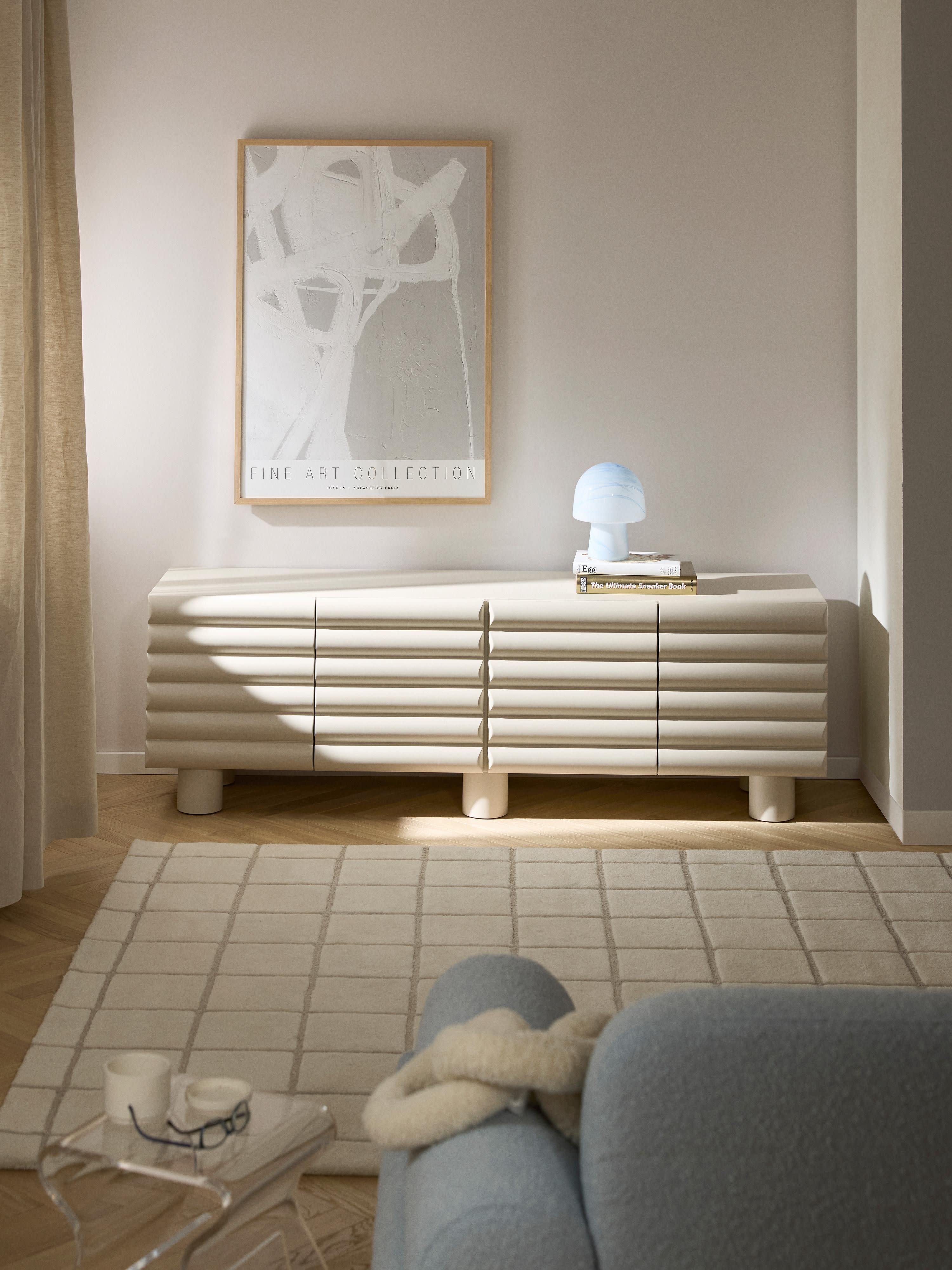 Fana TV Stand