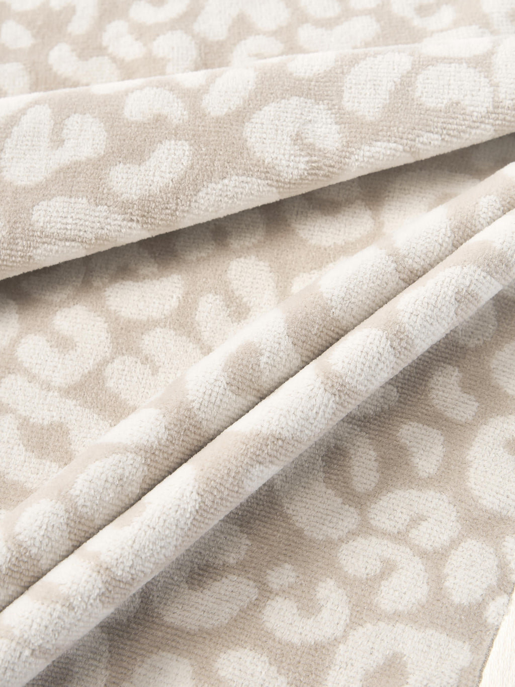 Leo Towel, in various sizes
