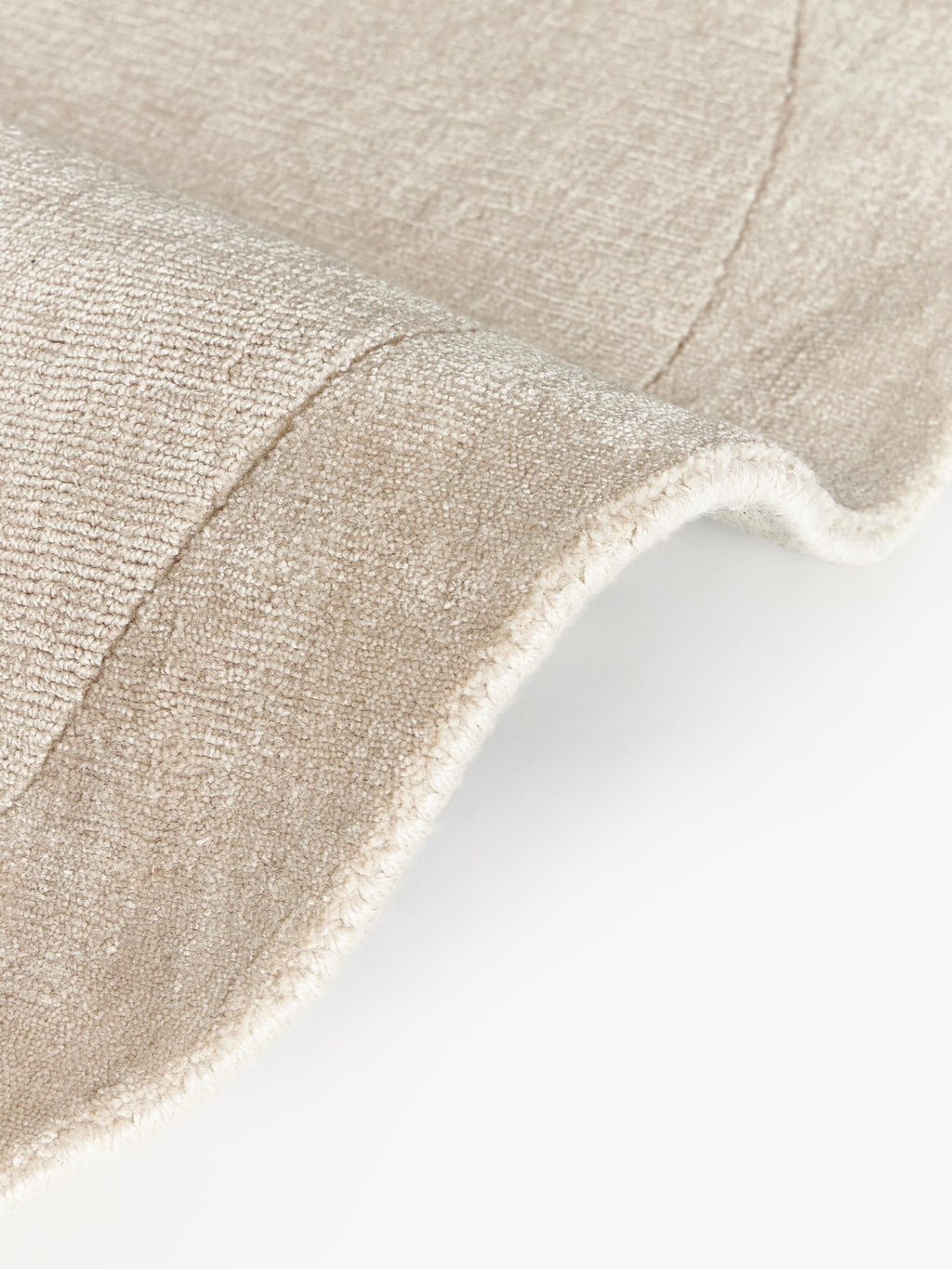 Kari Round Low-Pile Rug