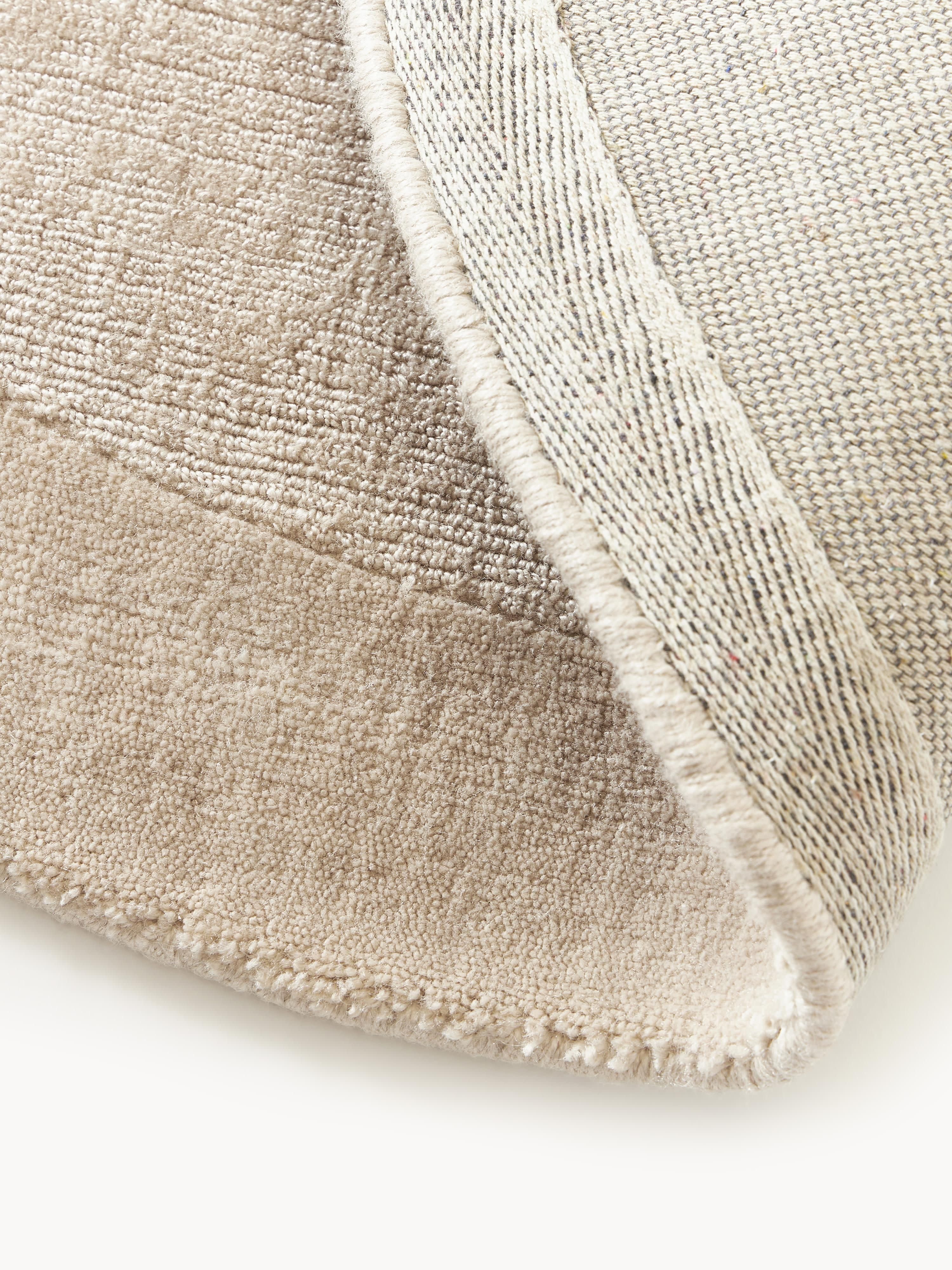 Kari Round Low-Pile Rug