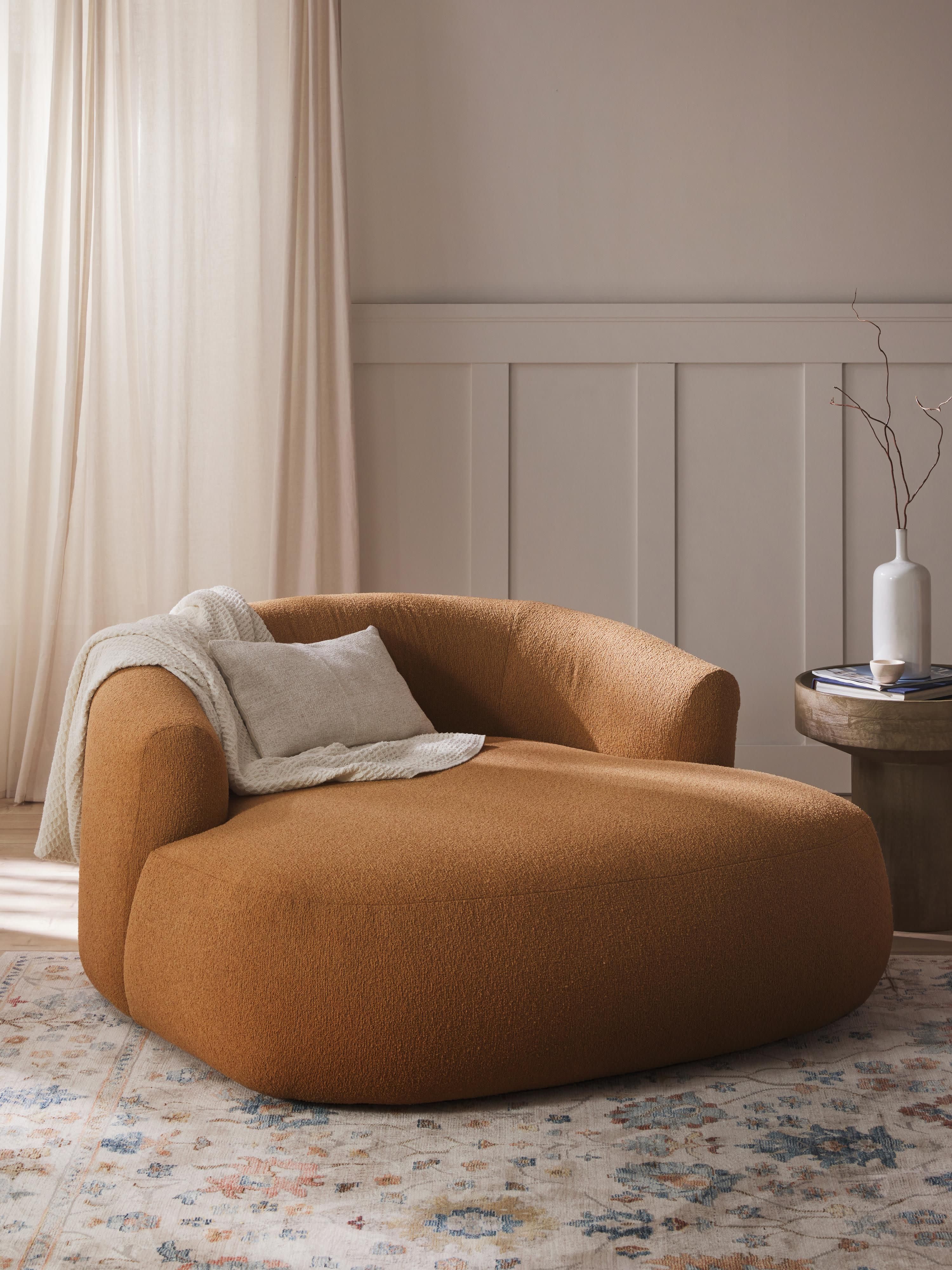 Sofia XL Bouclé Lounge Chair