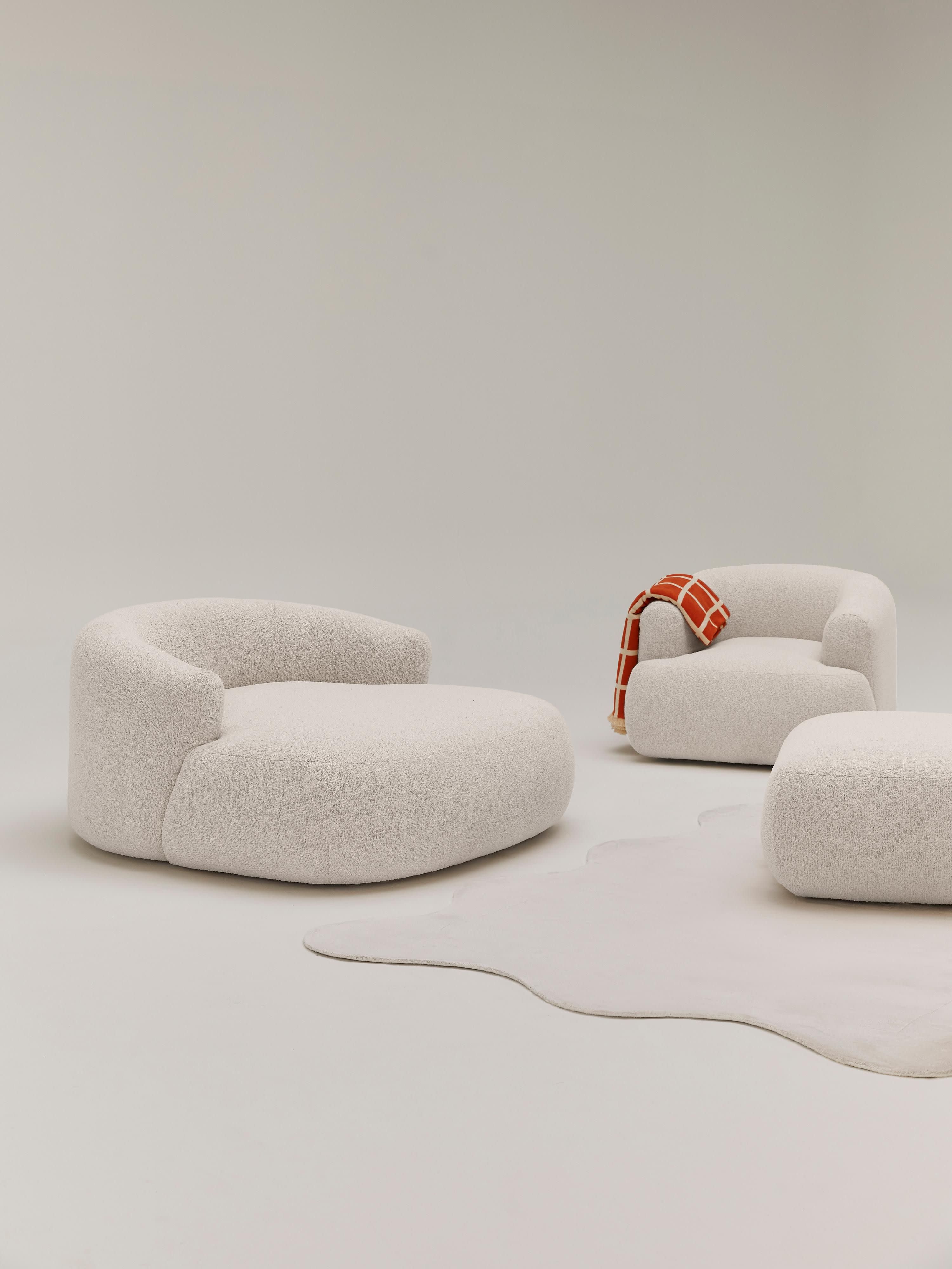 Sofia XL Bouclé Lounge Chair