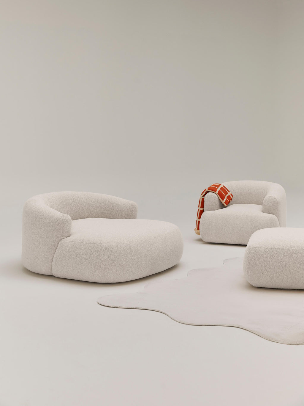 Sofia XL Bouclé Lounge Chair