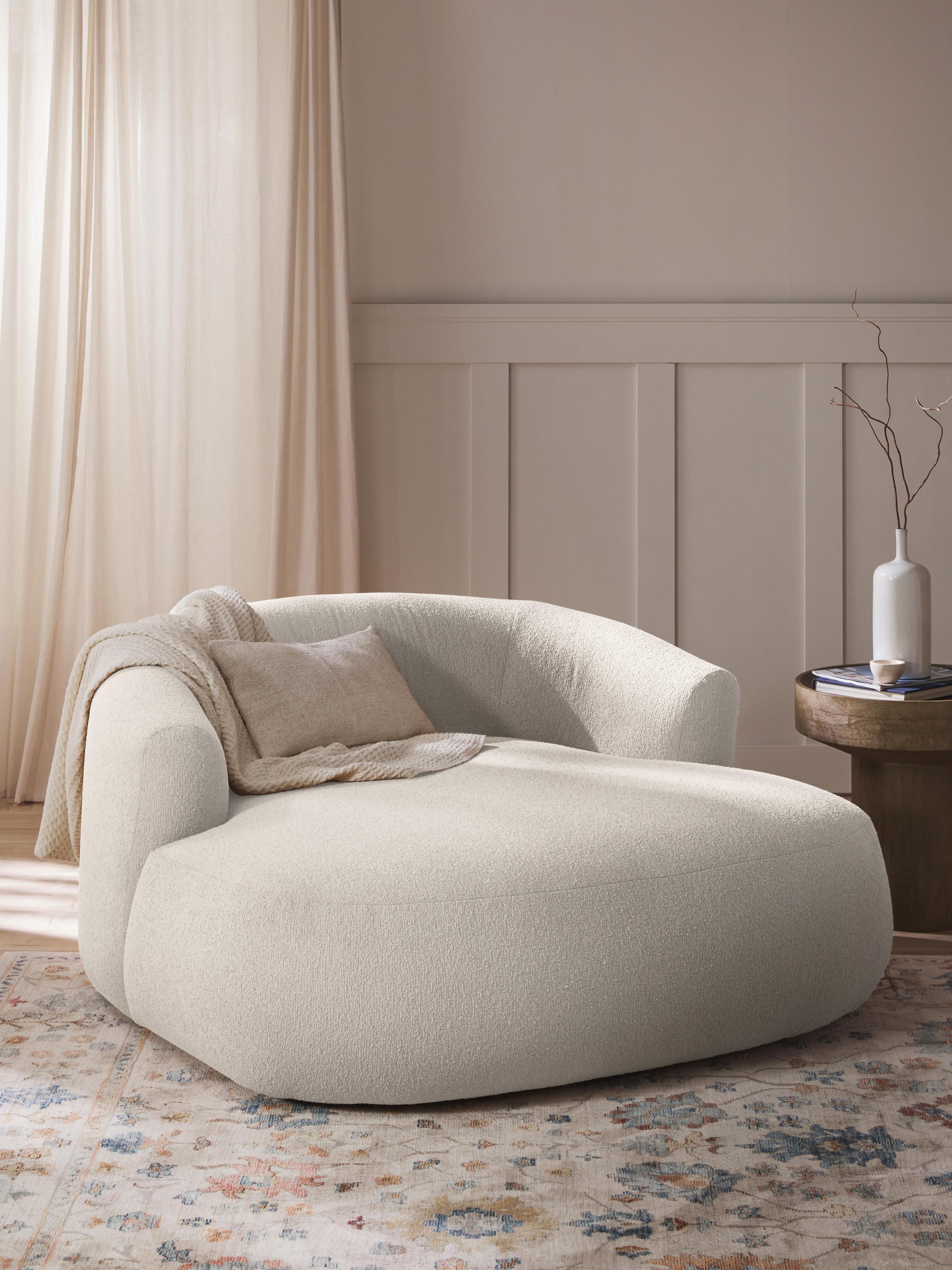 Sofia XL Bouclé Lounge Chair