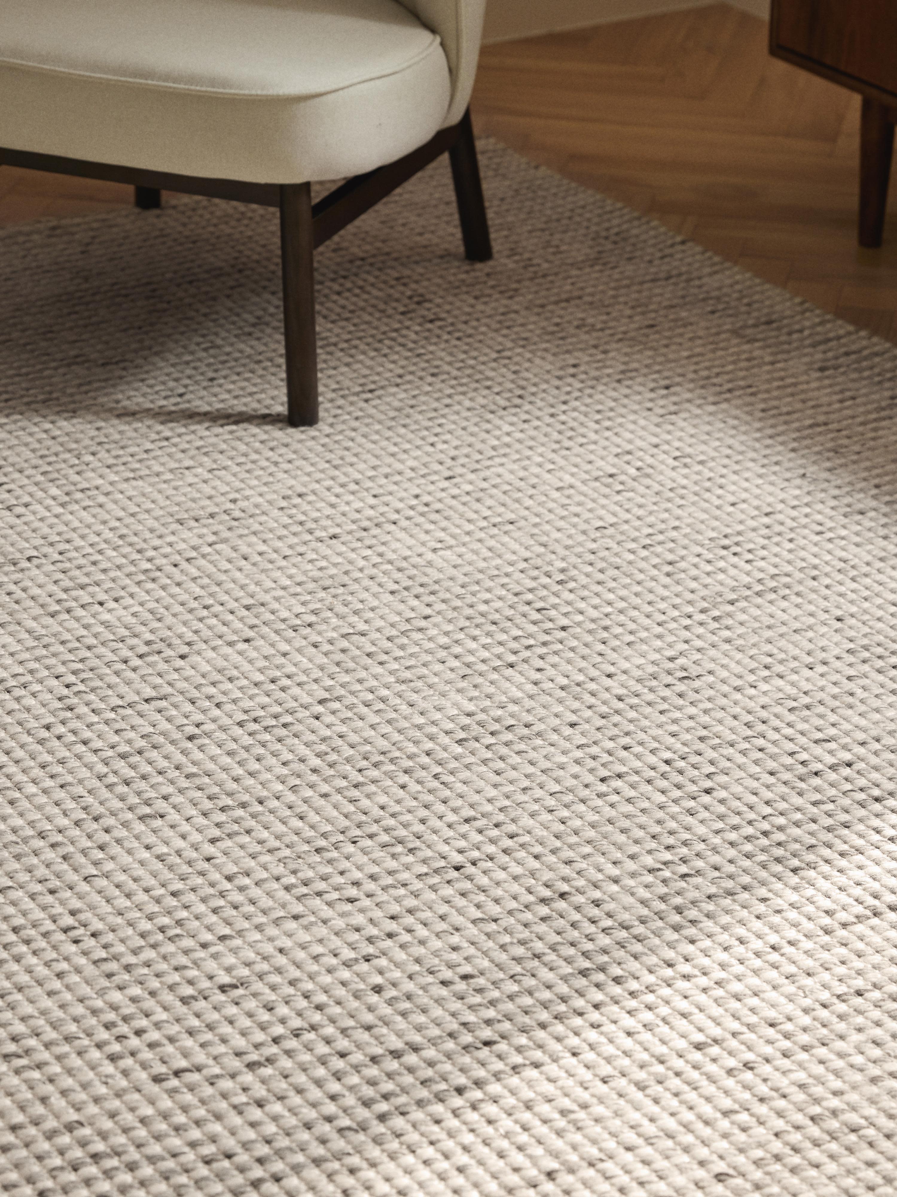 Rumi Hand-Woven Low-Pile Wool Rug