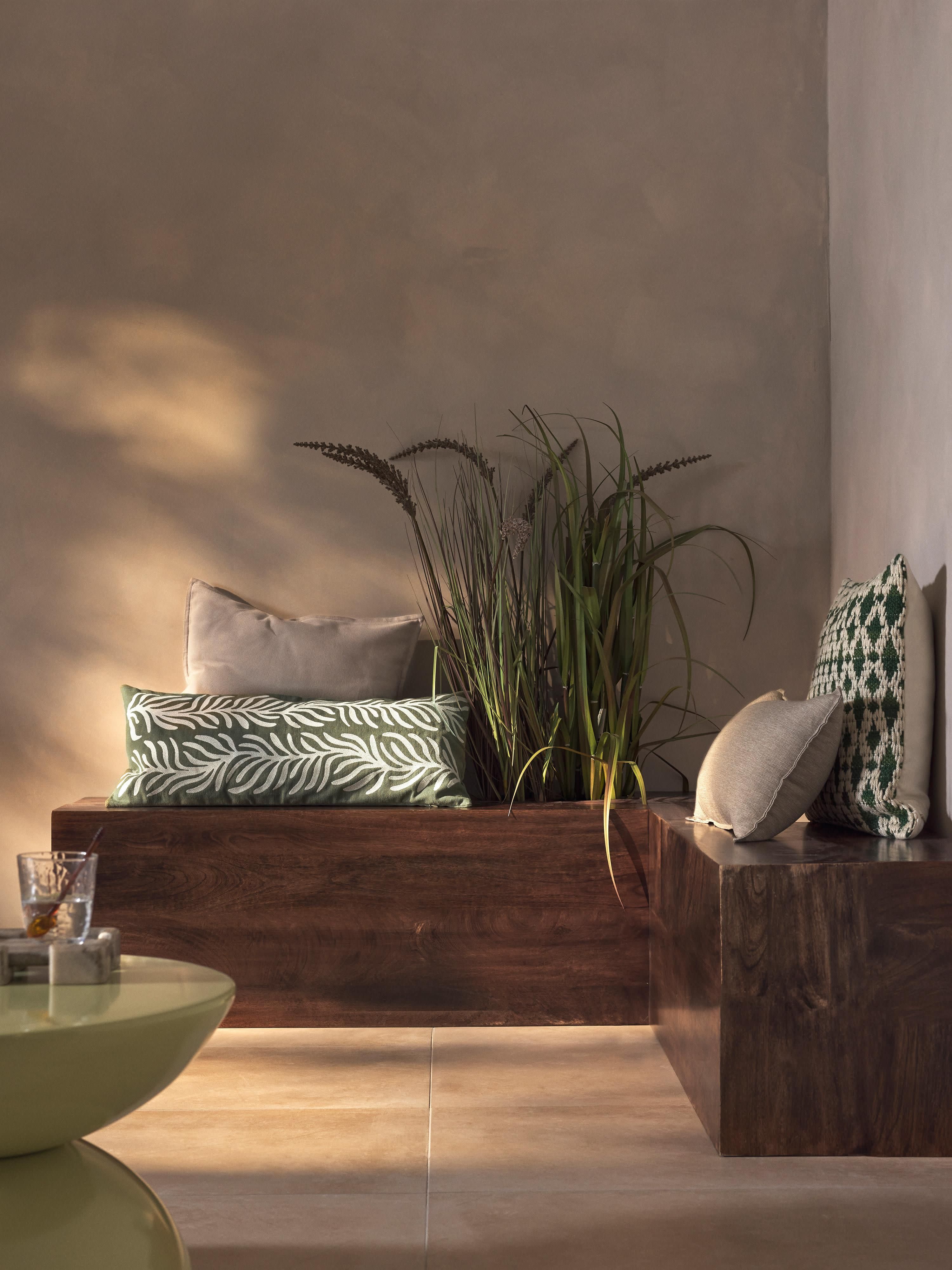 Oline Outdoor Cushion