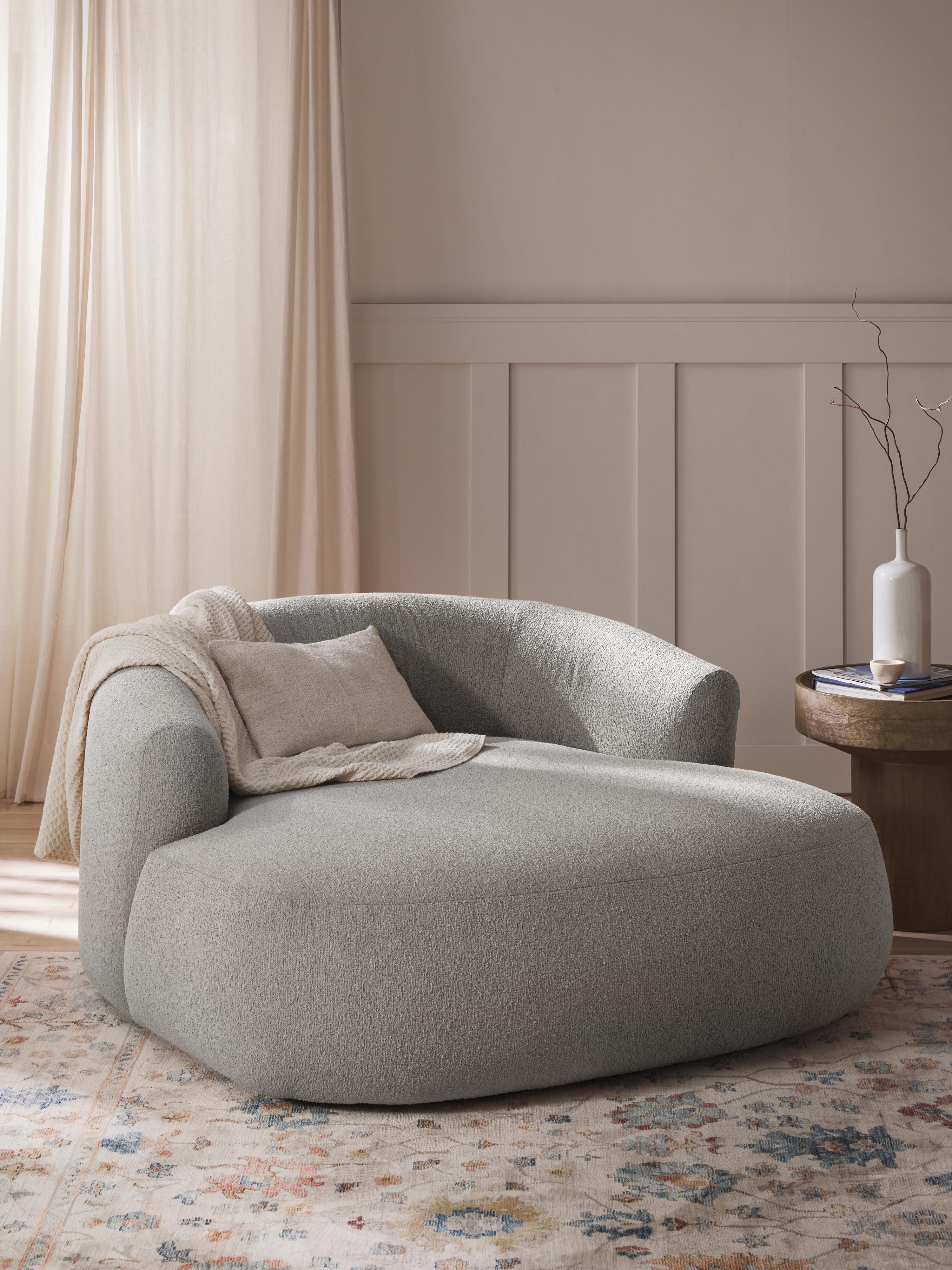 Sofia XL Bouclé Lounge Chair