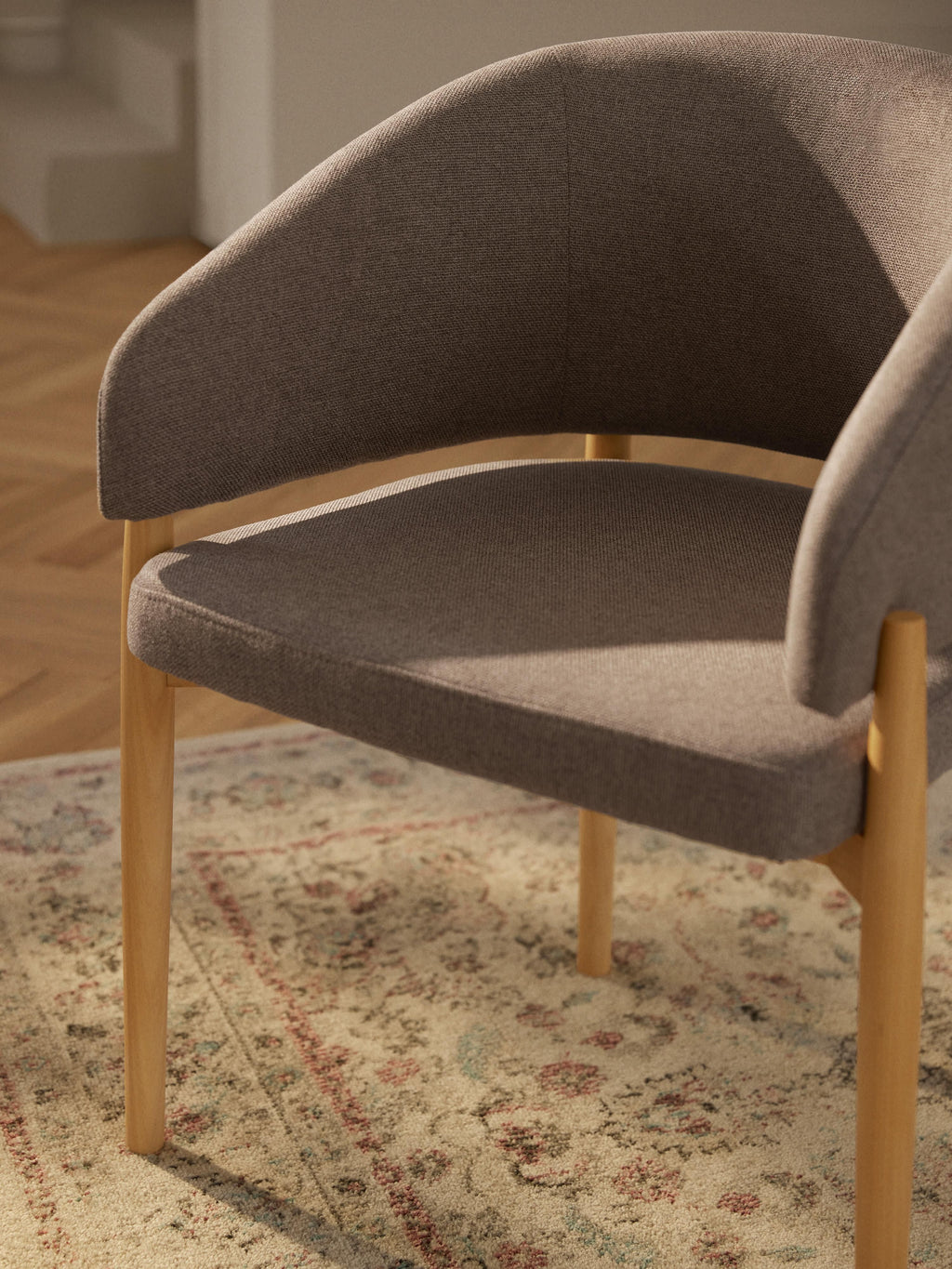 Nemo Dining Chair with Armrests