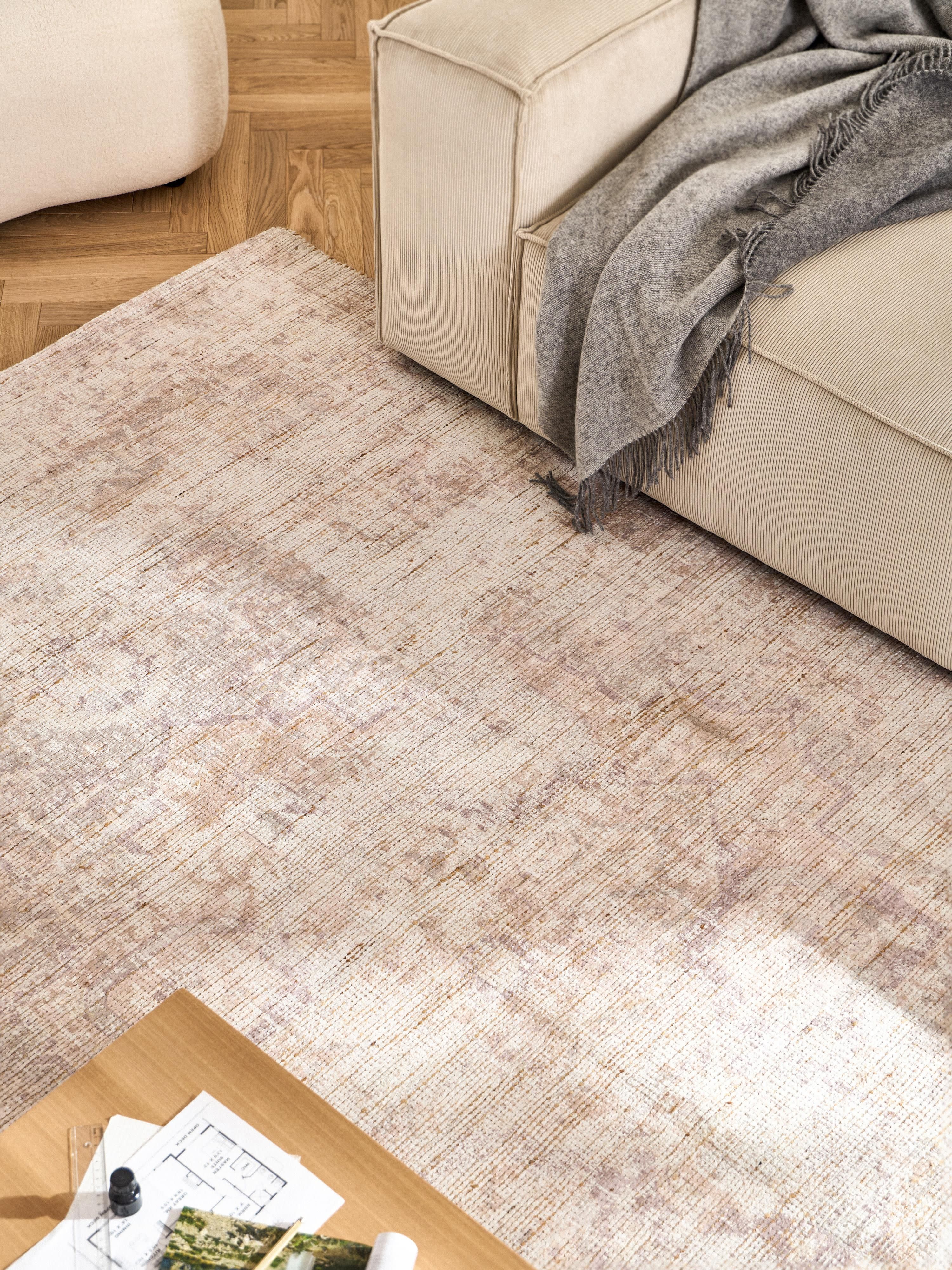 Alisha Low-Pile Rug