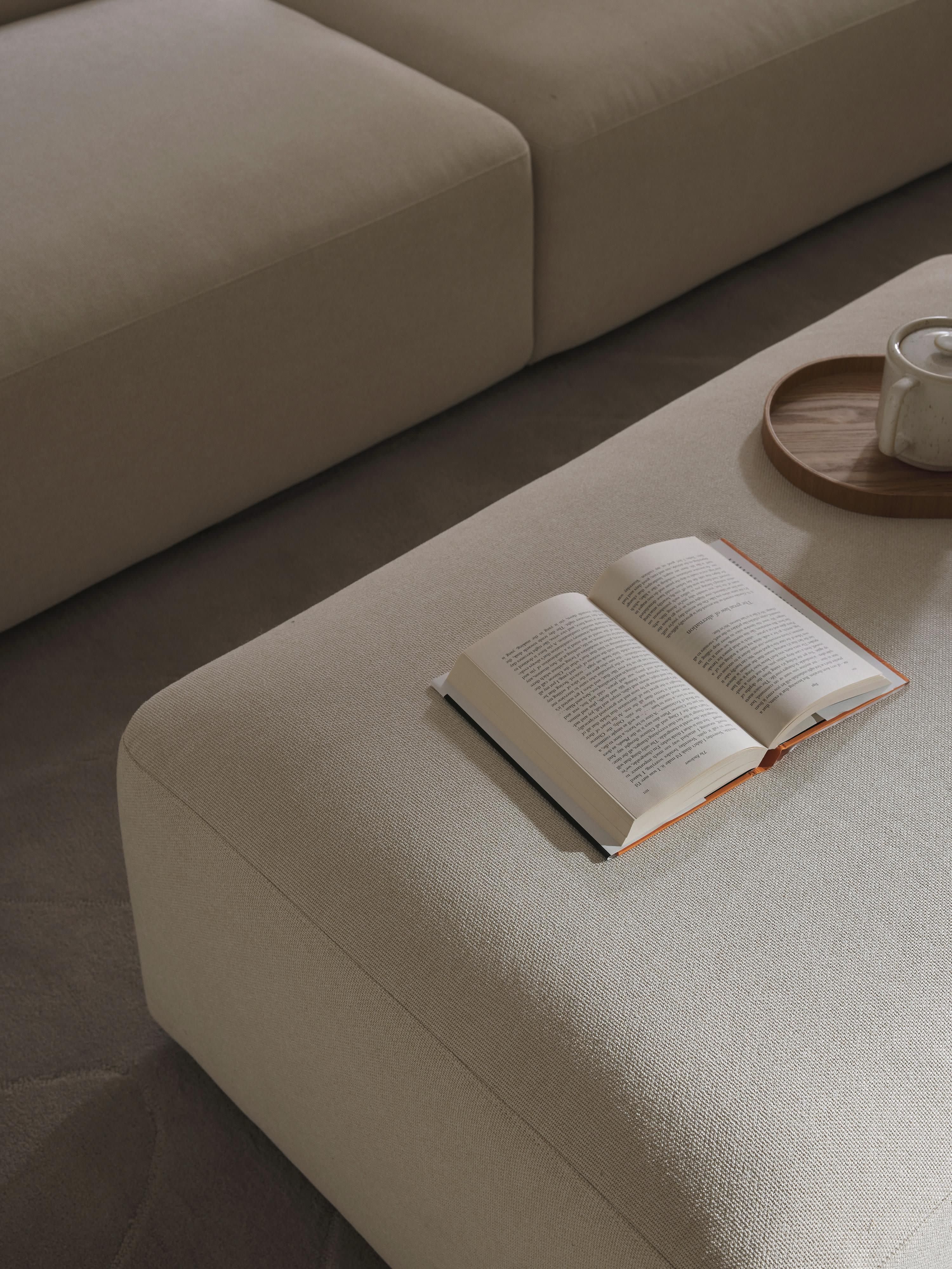 Melva XL Ottoman, W 116 x D 72 cm