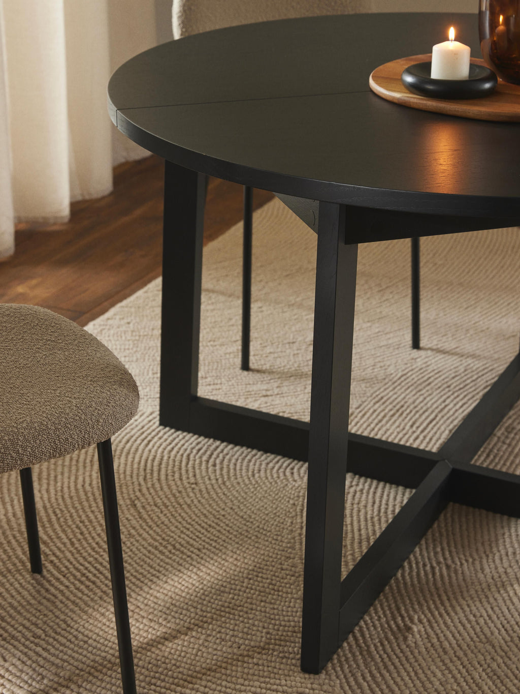 Bennet Extendable Dining Table, 115 - 215 x 75 cm