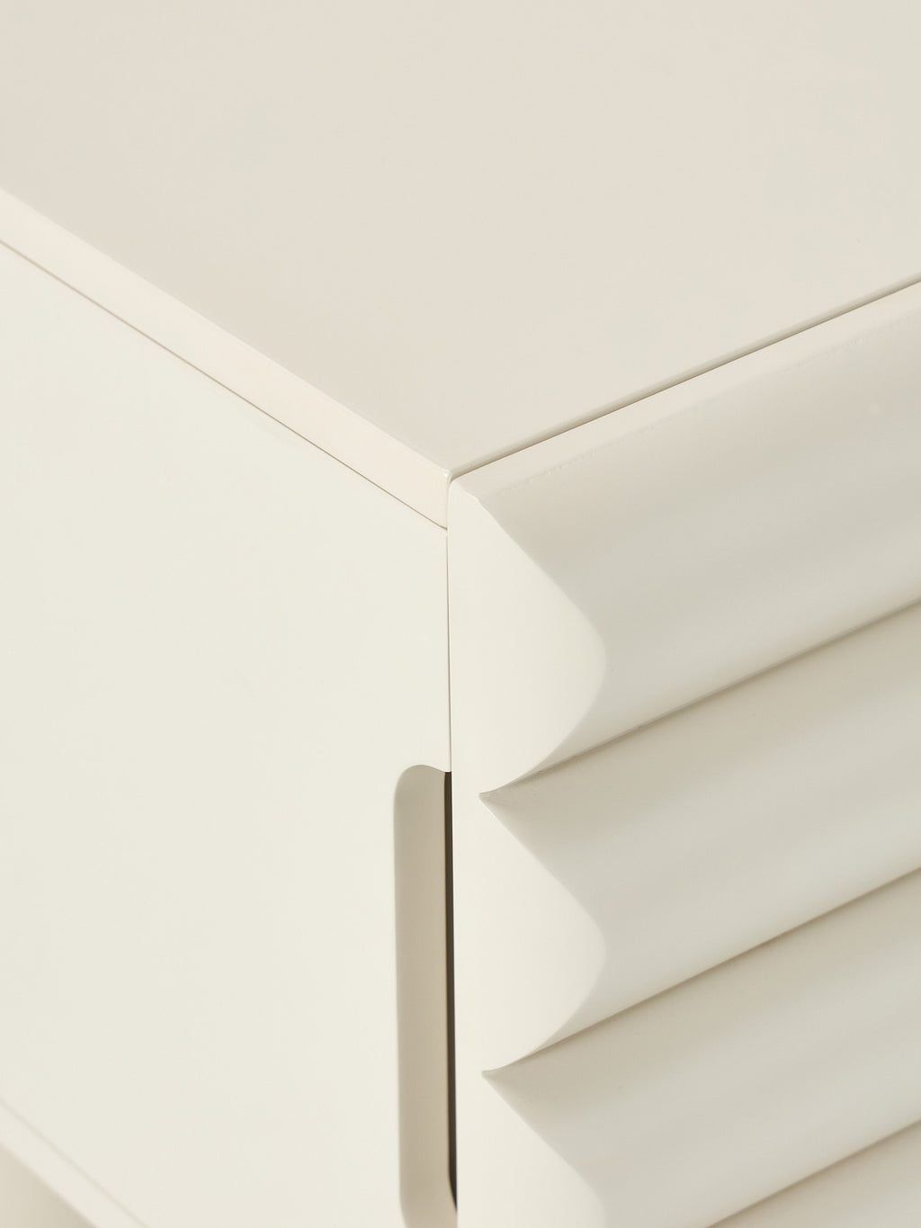 Fana Bedside Table with Drawer