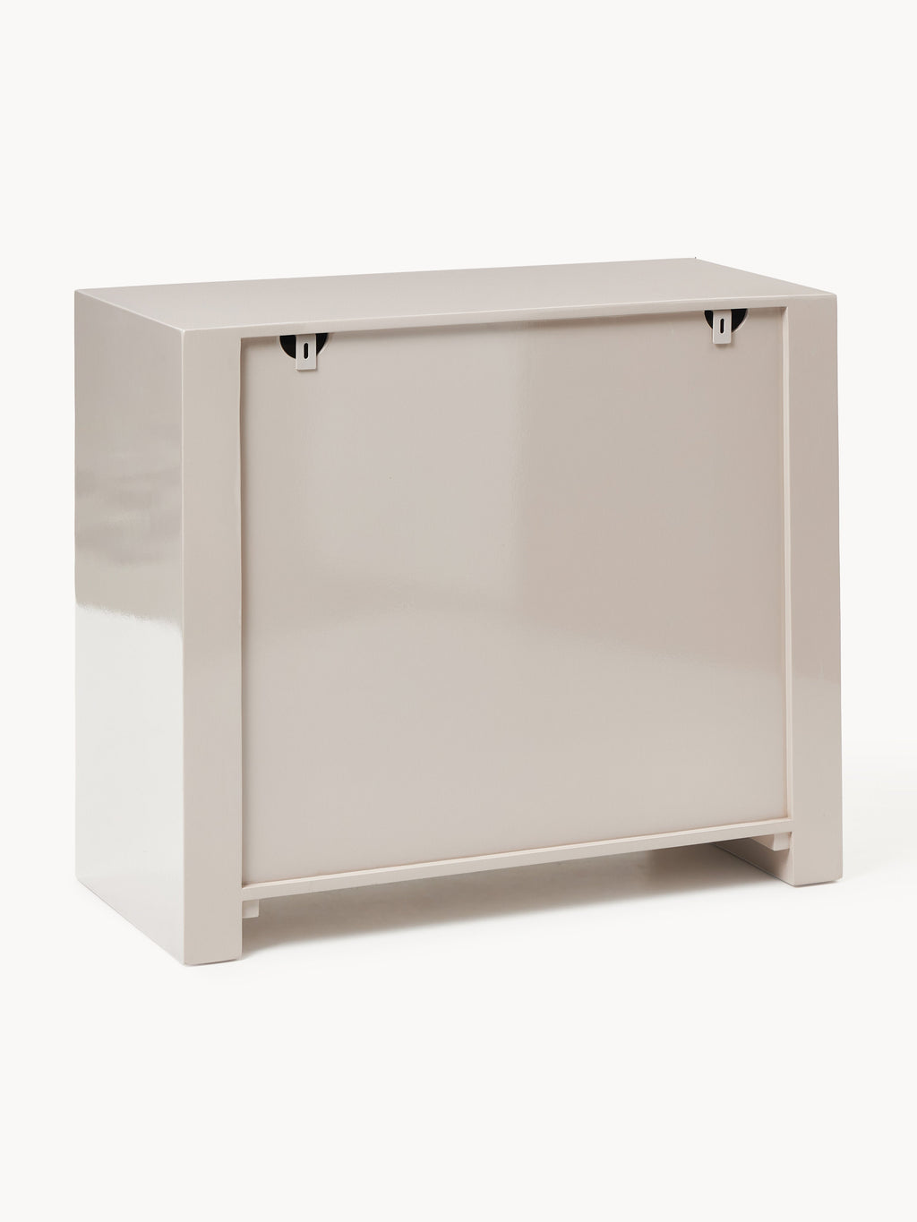 Liv Dresser
