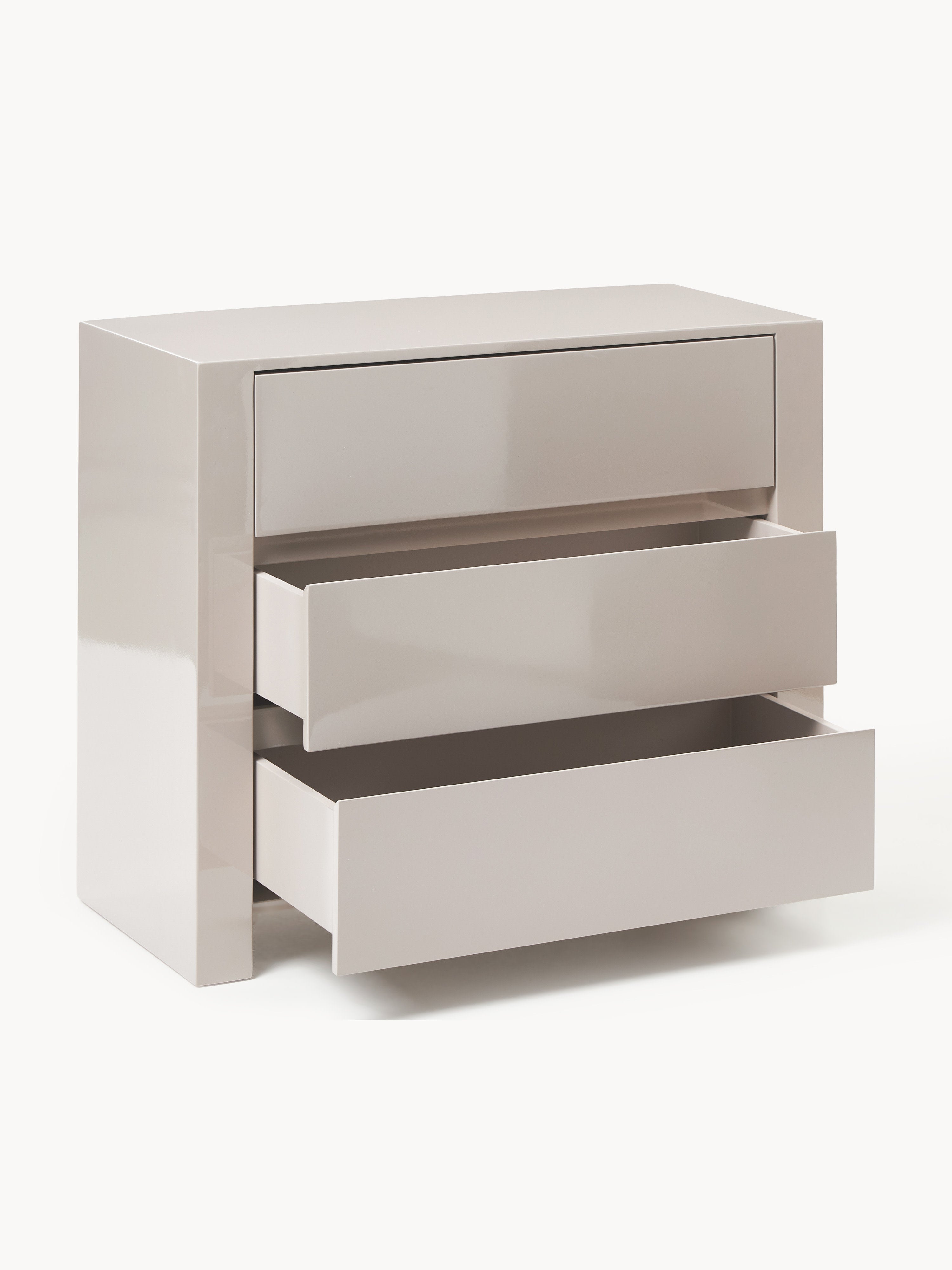 Liv Dresser