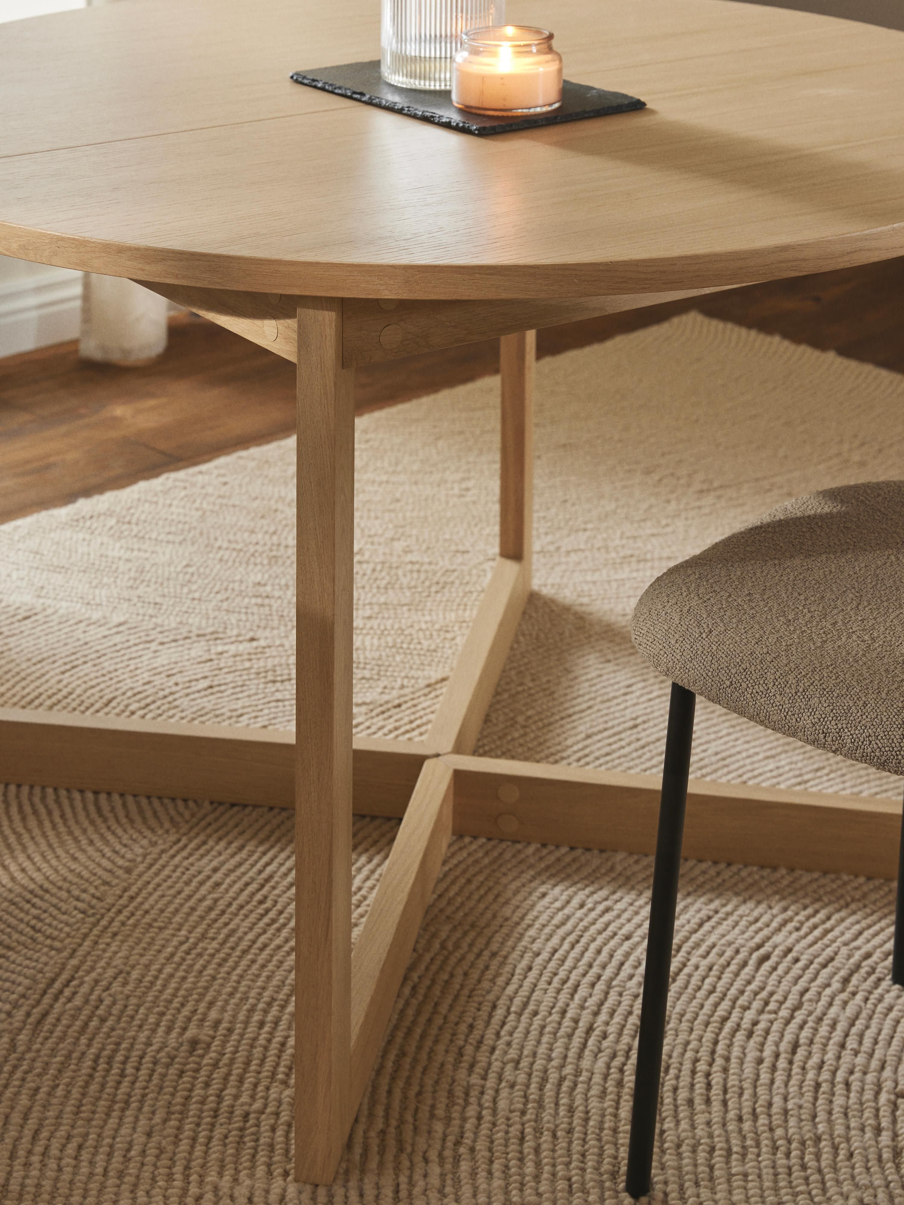 Bennet Extendable Dining Table, 115 - 215 x 75 cm
