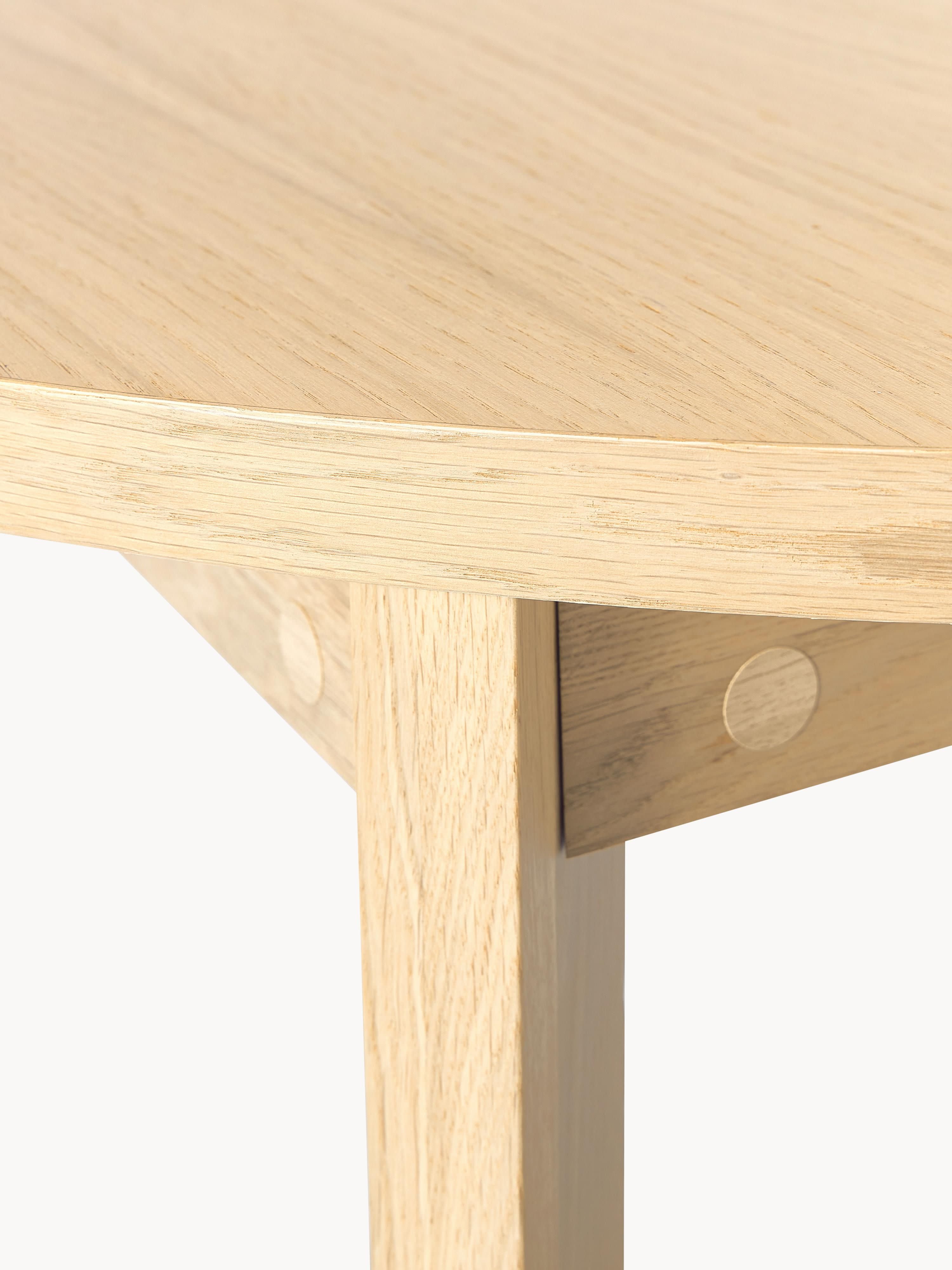 Bennet Extendable Dining Table, 115 - 215 x 75 cm