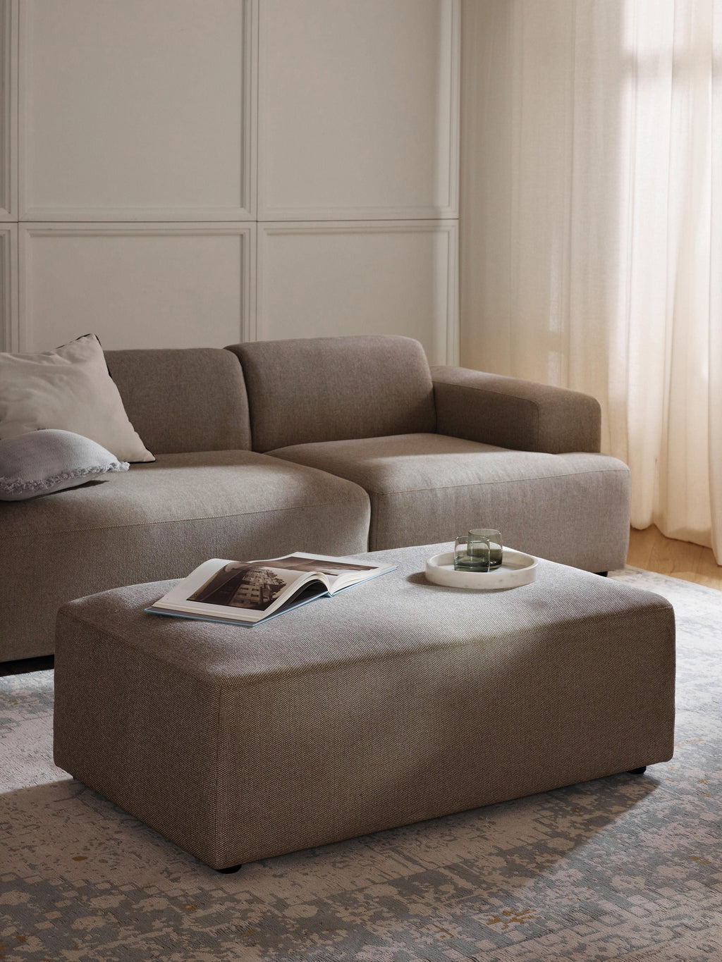 Melva XL Ottoman, W 116 x D 72 cm